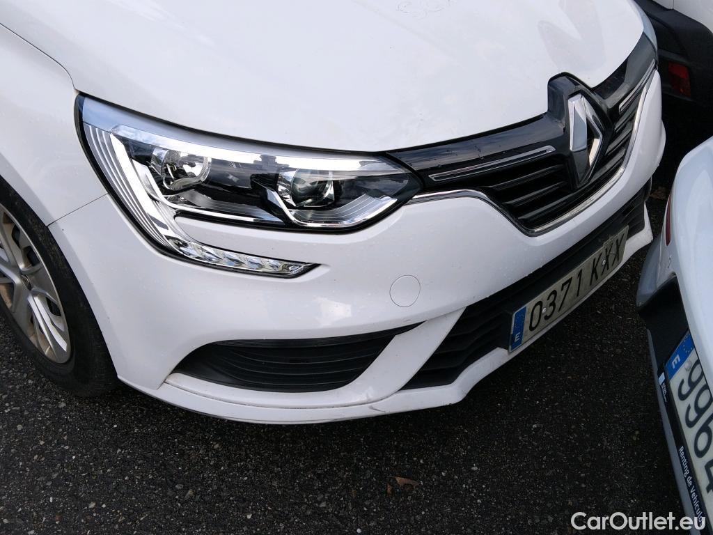  Renault  Megane RENAULT Mégane / 2015 / 5P / berlina con portón Life Blue dCi 70kW (95CV) #23