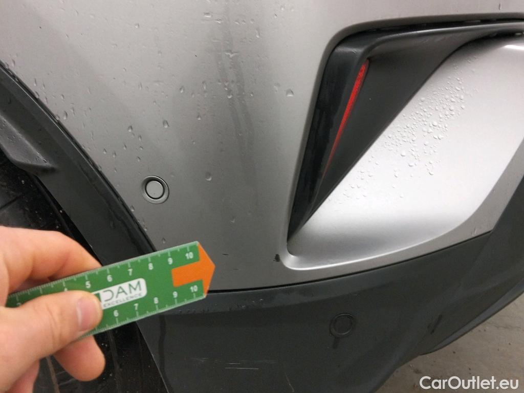  Toyota  C-HR TOYOTA  / 2016 / 5P / todoterreno 1.8 125H Advance (CX) #18