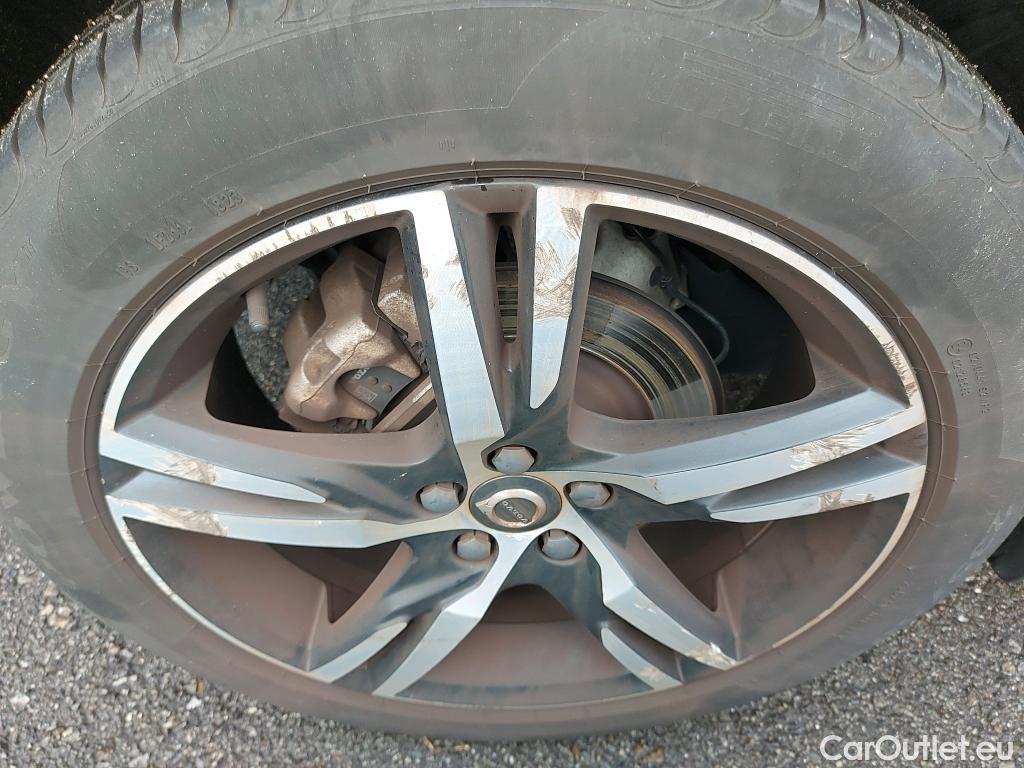  Volvo  XC 40 VOLVO XC40 / 2017 / 5P / todoterreno 1.5 T5 Twin Recharge R-Design Auto #5