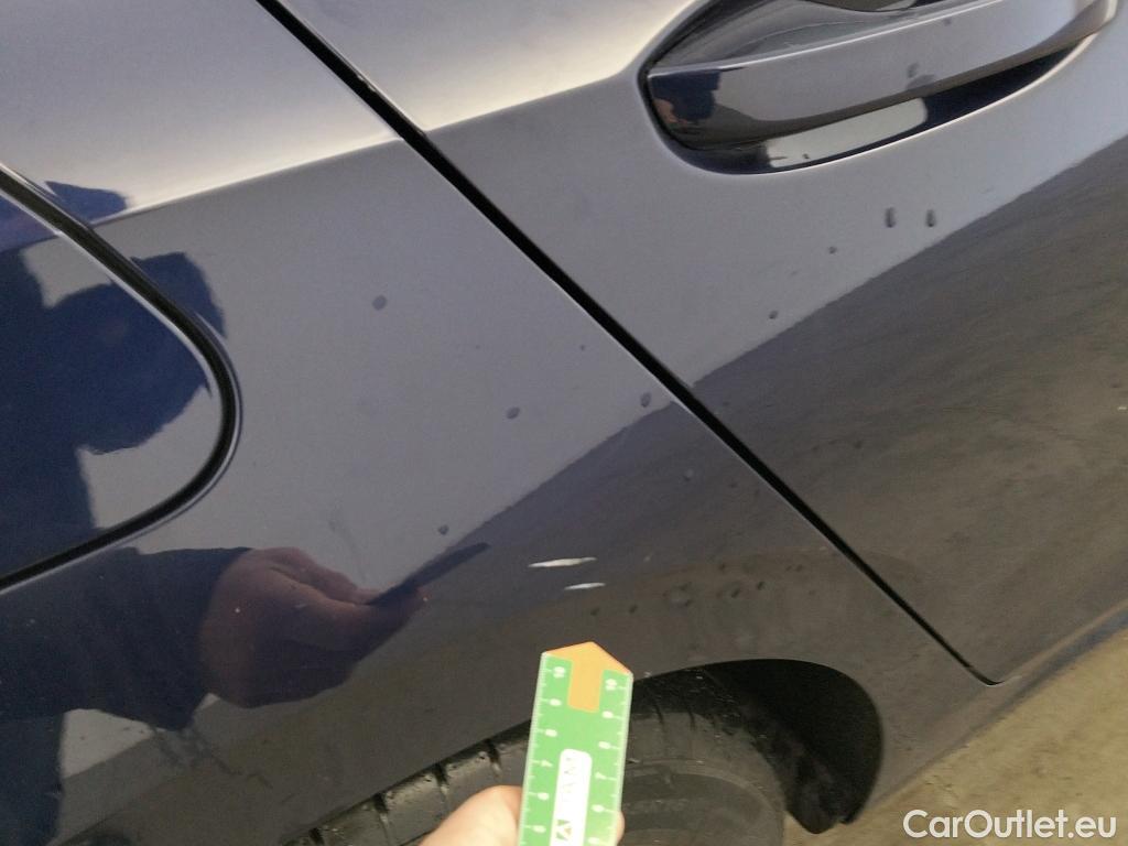  Volkswagen  Golf  VOLKSWAGEN / 2020 / 5P / berlina con portón 1.0 TSI 81kW (110CV) #23