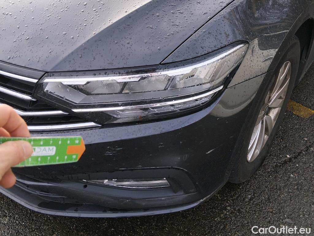  Volkswagen  Passat VOLKSWAGEN  / 2019 / 4P / sedán 2.0 TDI 90kW (122CV) DSG #14