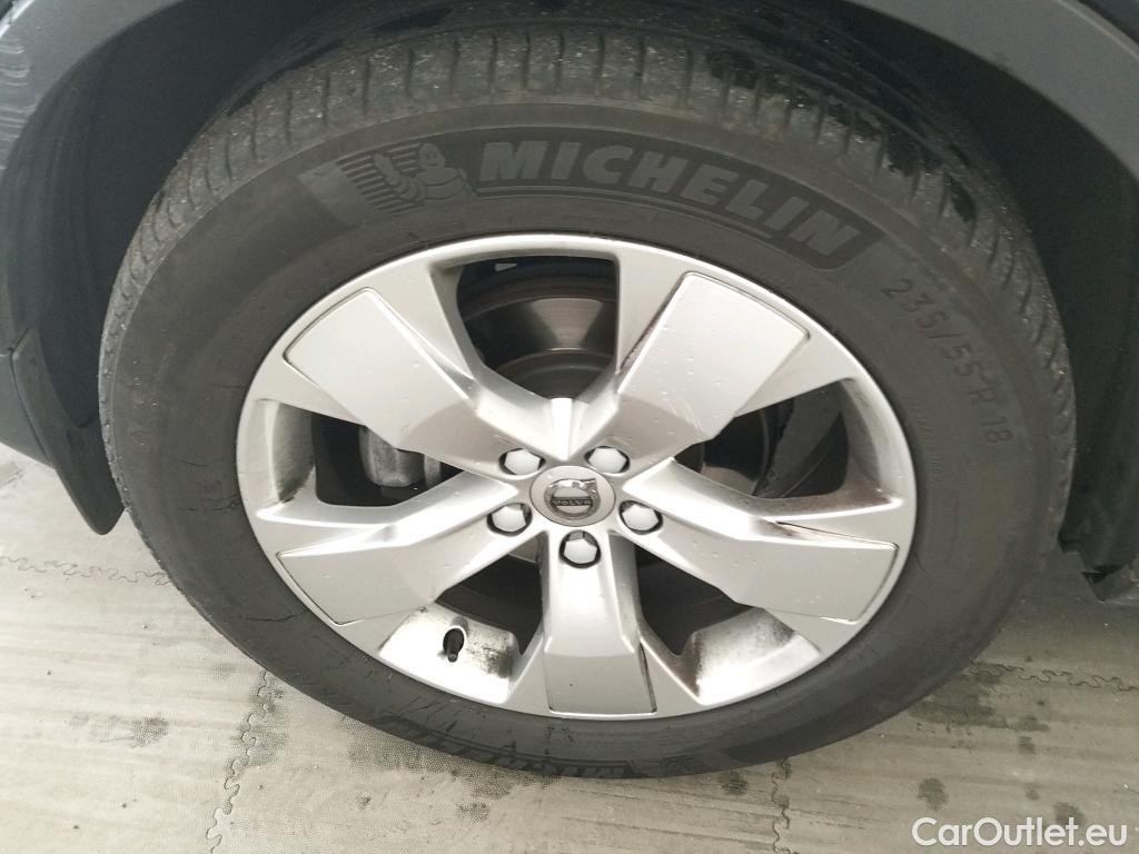  Volvo  XC 40 VOLVO XC40 / 2017 / 5P / todoterreno 1.5 T3 Momentum Pro Auto #11