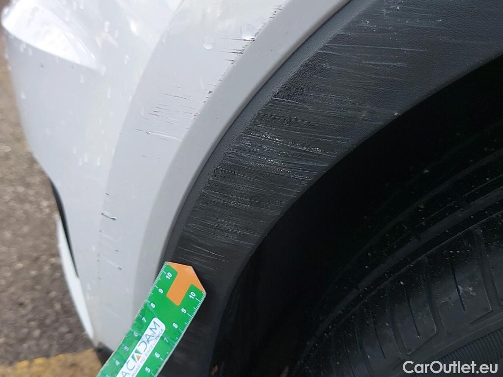  Volvo  XC 40 VOLVO XC40 / 2017 / 5P / todoterreno 1.5 T5 Twin Recharge R-Design Auto #34