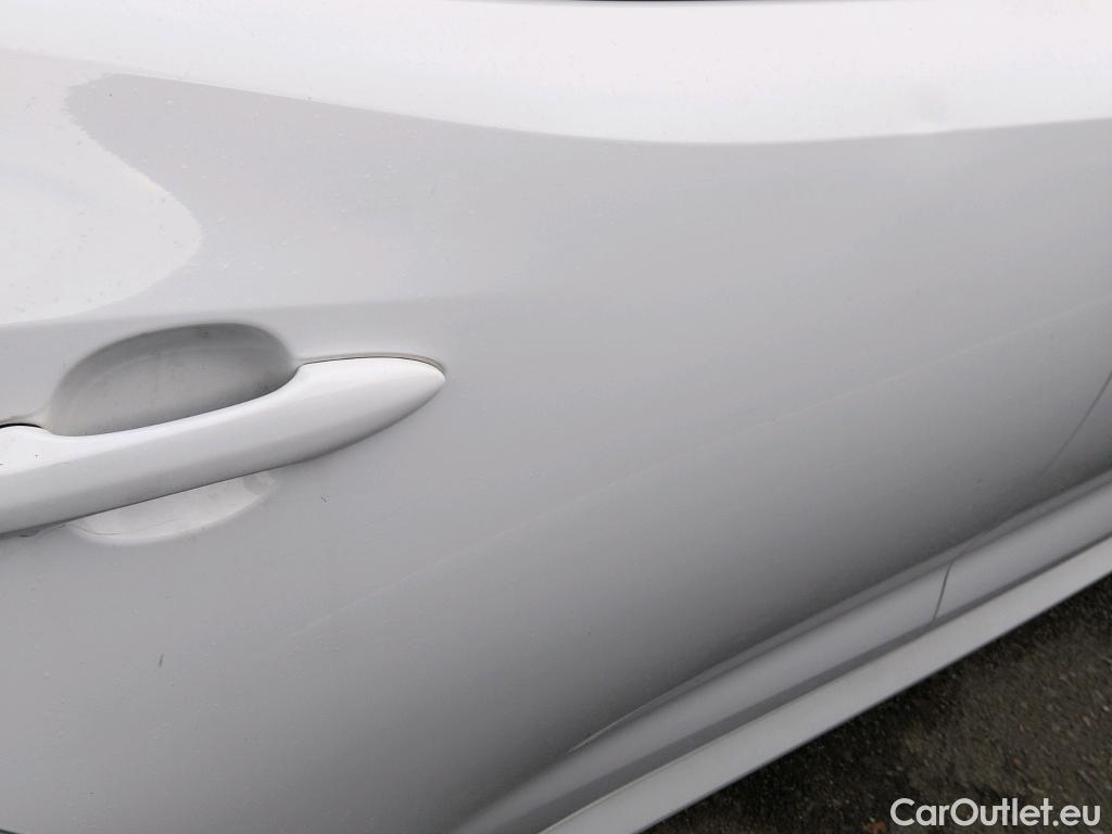  Toyota  Corolla TOYOTA  1.8 125H ACTIVE TECH E-CVT #17