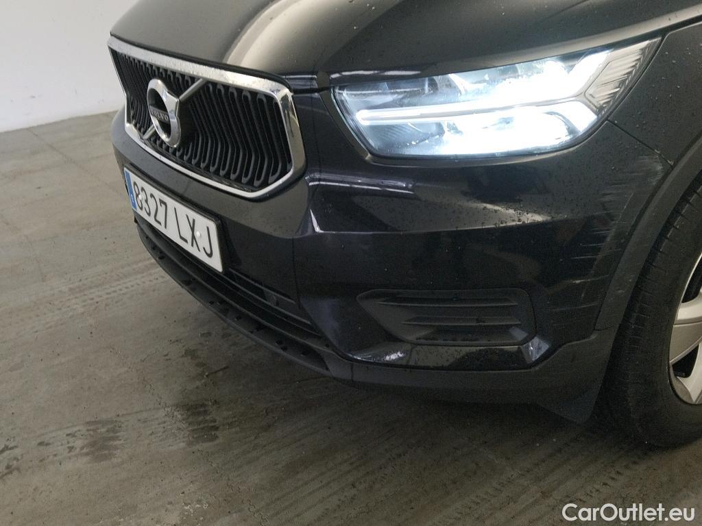  Volvo  XC 40 VOLVO XC40 / 2017 / 5P / todoterreno 1.5 T2 Momentum Core Auto #3