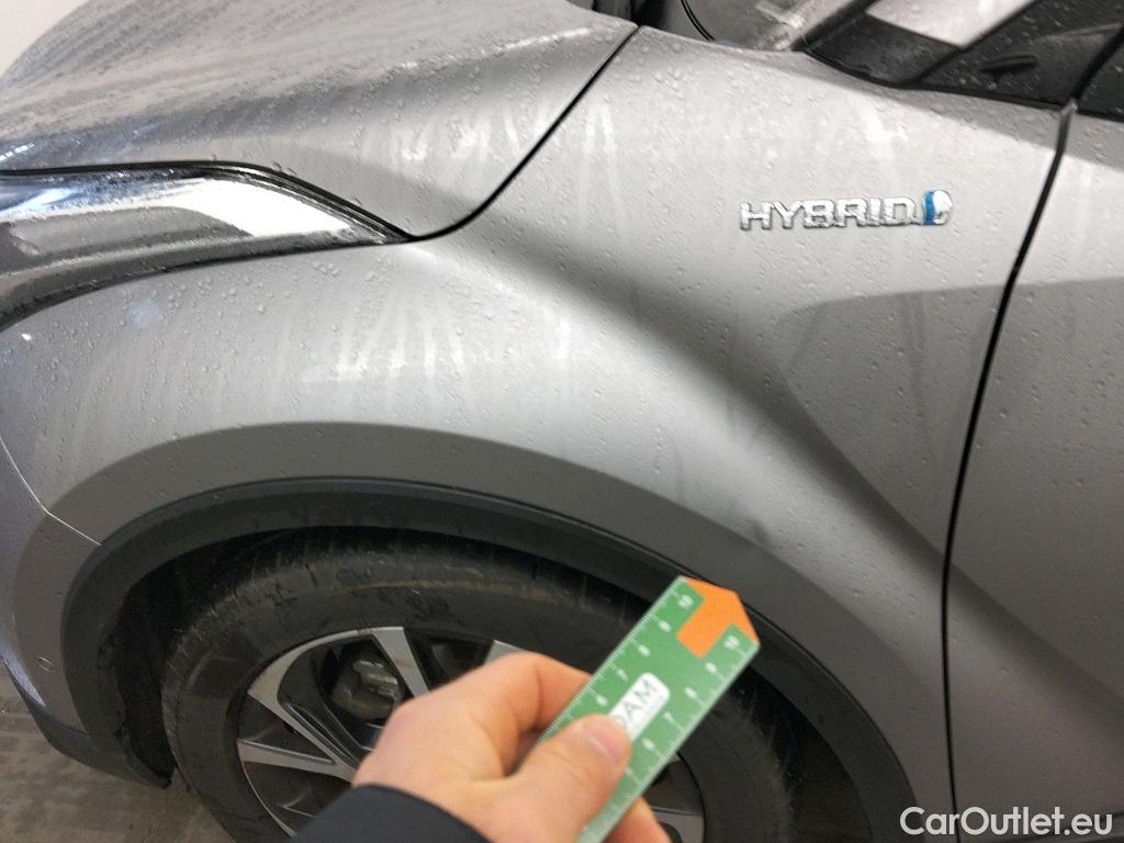  Toyota  C-HR TOYOTA  / 2016 / 5P / todoterreno 1.8 125H Advance (CX) #10