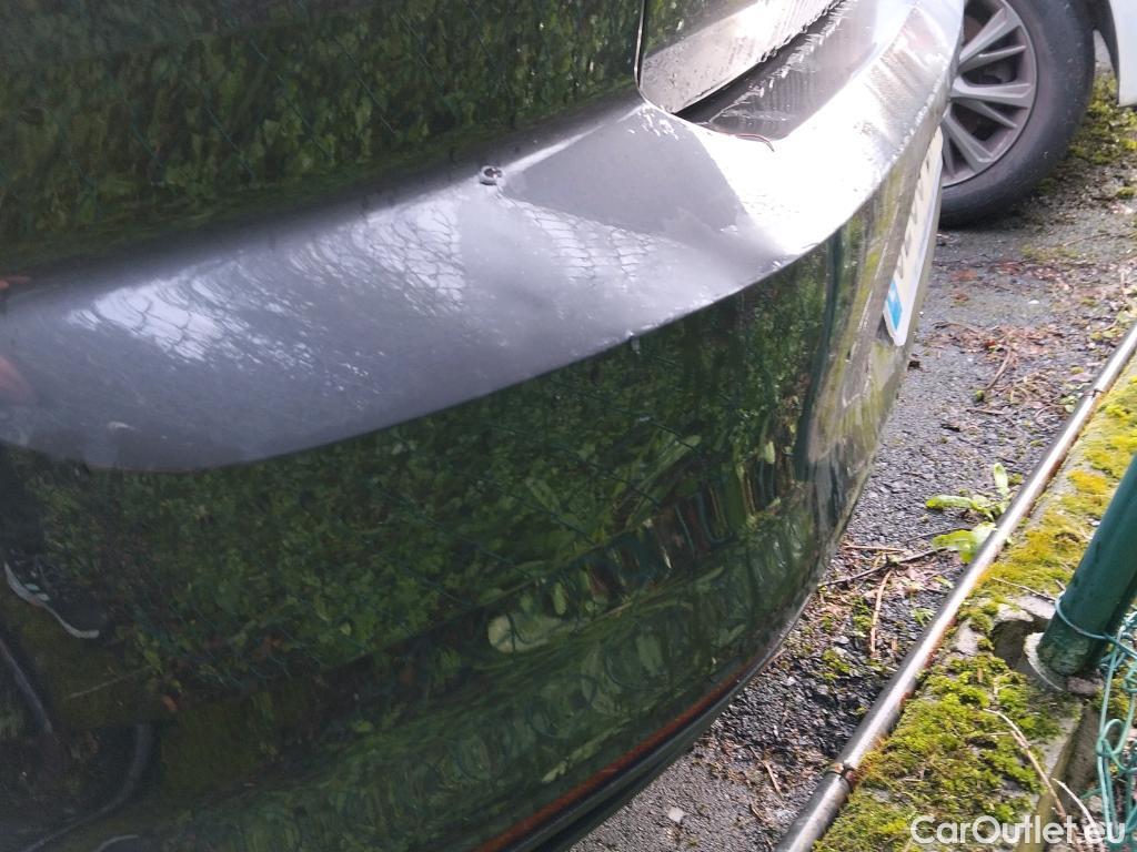  Volkswagen  Passat VOLKSWAGEN  / 2019 / 4P / sedán 2.0 TDI 90kW (122CV) DSG #19