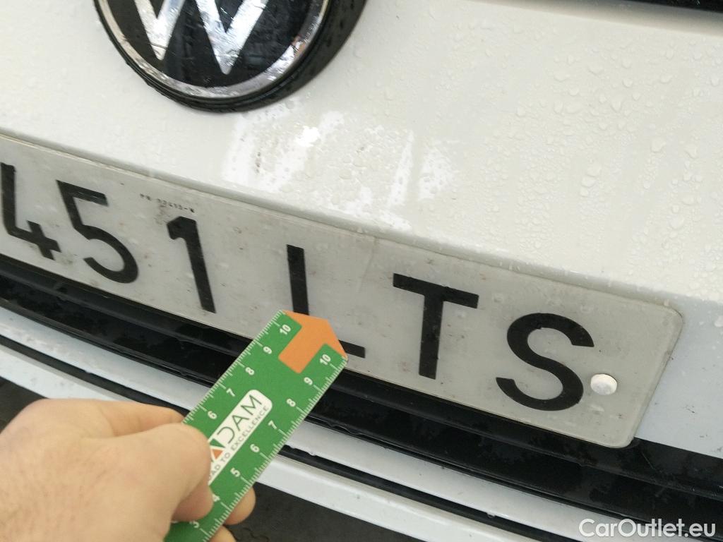  Volkswagen  Golf  VOLKSWAGEN / 2020 / 5P / berlina con portón Life 2.0 TDI 85kW (115CV) #10