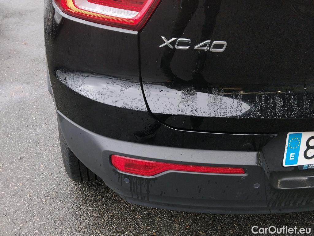  Volvo  XC 40 VOLVO XC40 / 2017 / 5P / todoterreno 1.5 T2 Momentum Core Auto #15