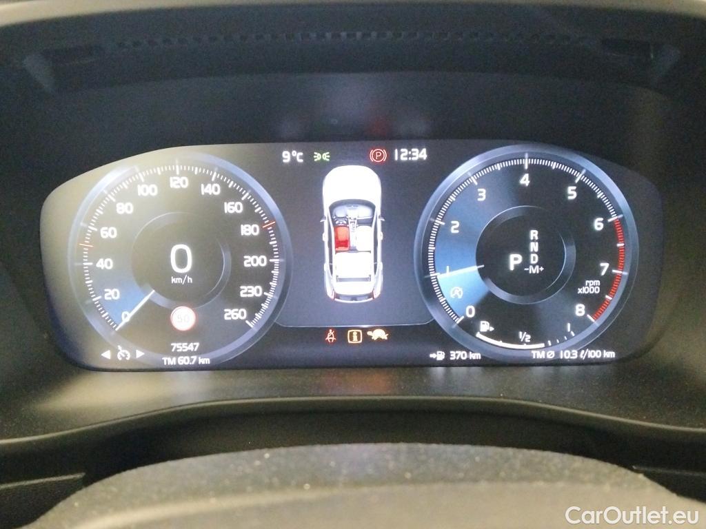  Volvo  XC 40 VOLVO XC40 / 2017 / 5P / todoterreno 1.5 T2 Inscription Auto #8