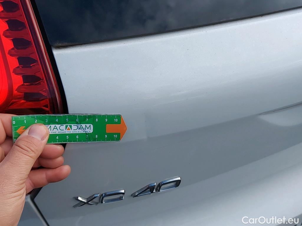  Volvo  XC 40 VOLVO XC40 / 2017 / 5P / todoterreno 1.5 T5 Twin Recharge R-Design Auto #3