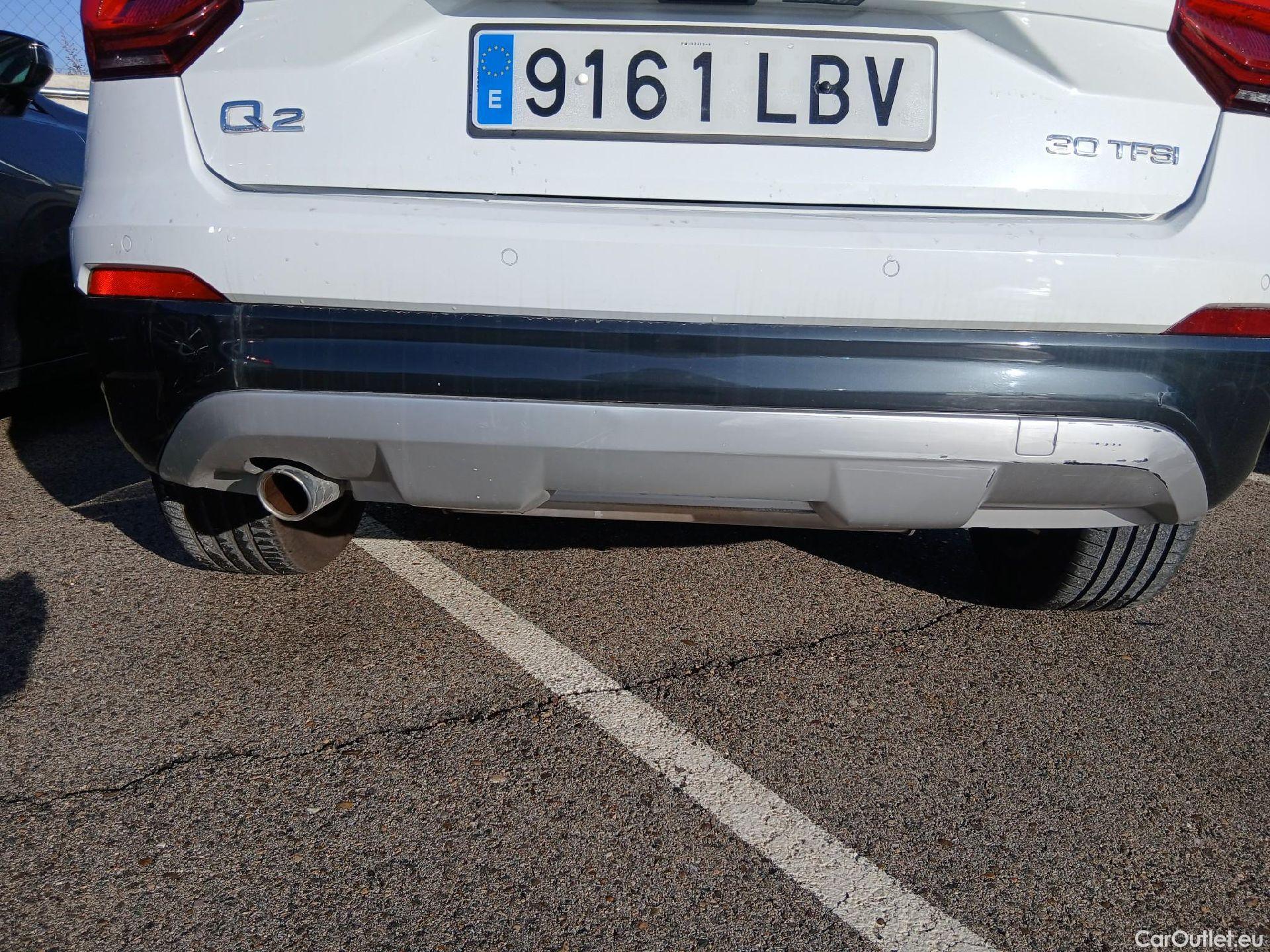  Audi  Q2 AUDI  / 2016 / 5P / todoterreno Design 30 TFSI 85kW (116CV) #14