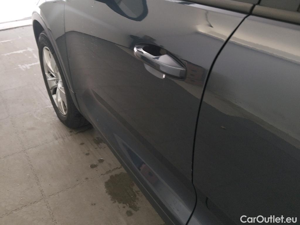  Volvo  XC 40 VOLVO XC40 / 2017 / 5P / todoterreno 1.5 T3 Momentum Pro Auto #13