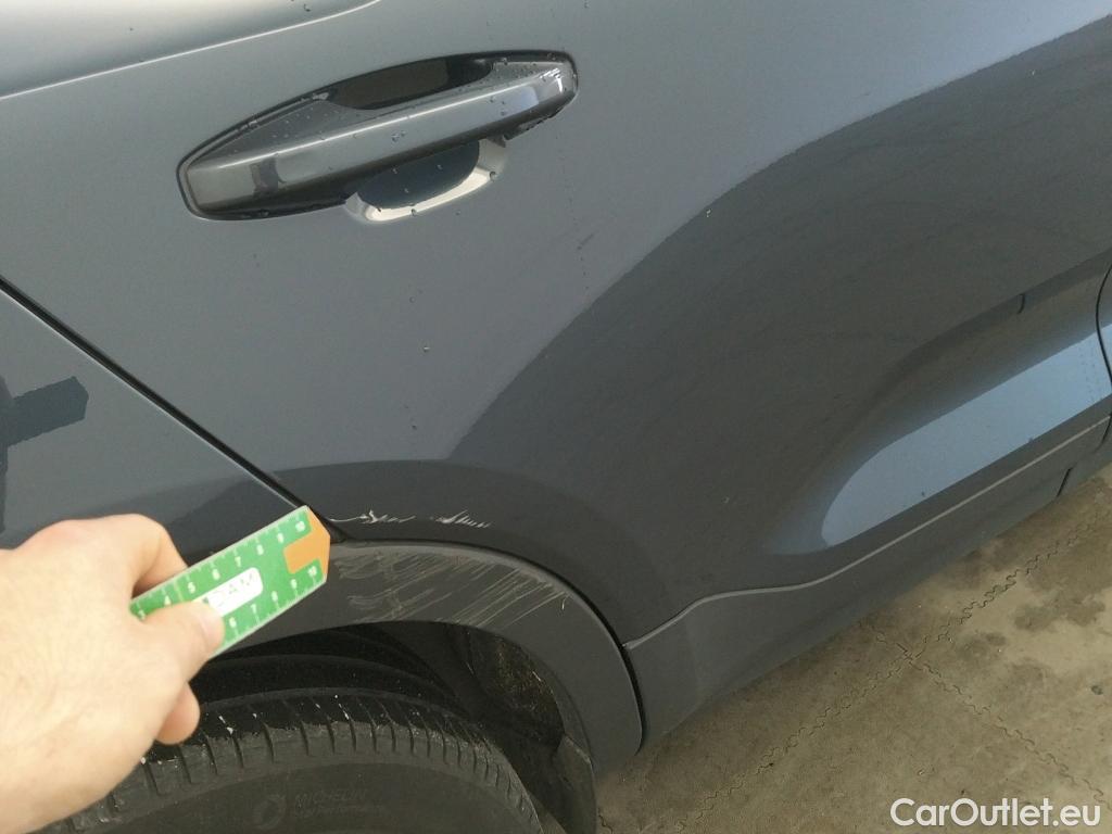  Volvo  XC 40 VOLVO XC40 / 2017 / 5P / todoterreno 1.5 T3 Momentum Pro Auto #2