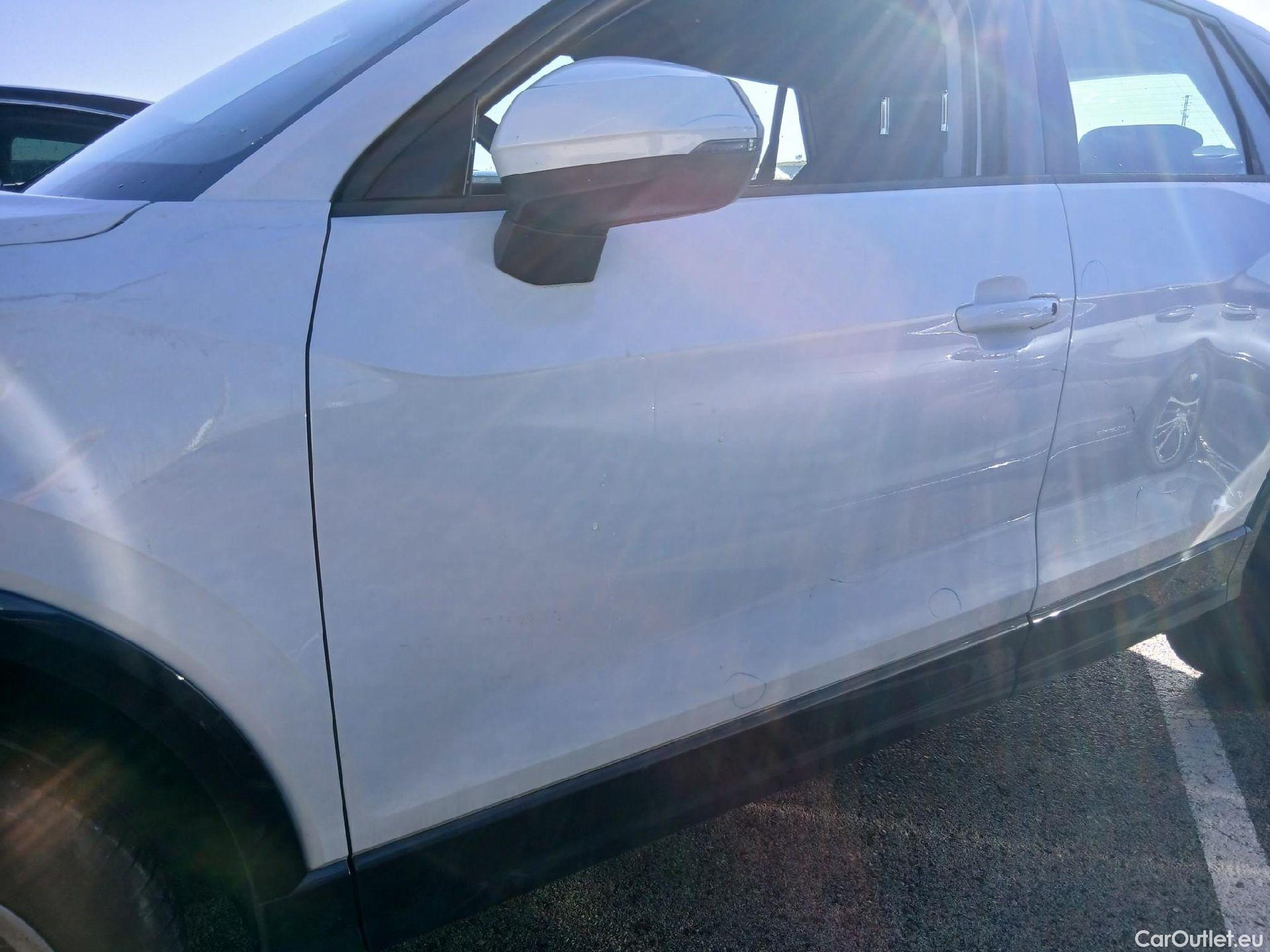  Audi  Q2 AUDI  / 2016 / 5P / todoterreno Design 30 TFSI 85kW (116CV) #8