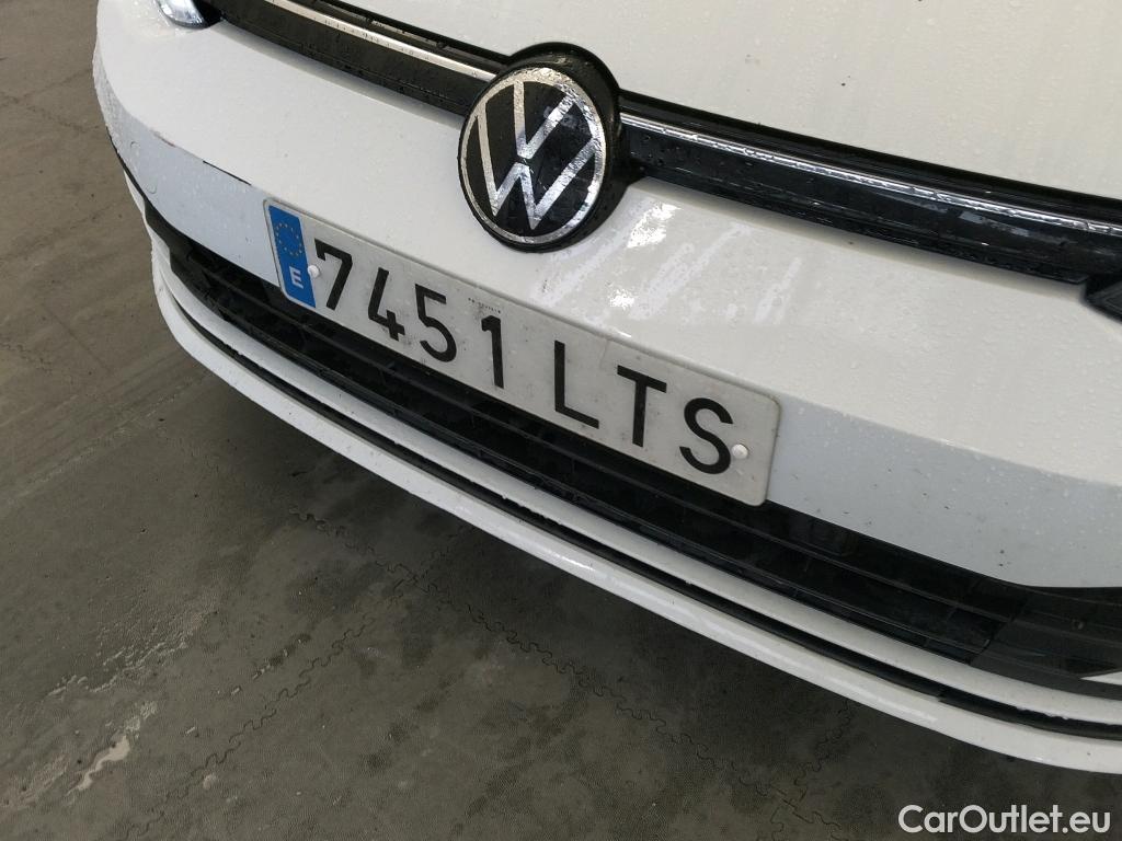  Volkswagen  Golf  VOLKSWAGEN / 2020 / 5P / berlina con portón Life 2.0 TDI 85kW (115CV) #9