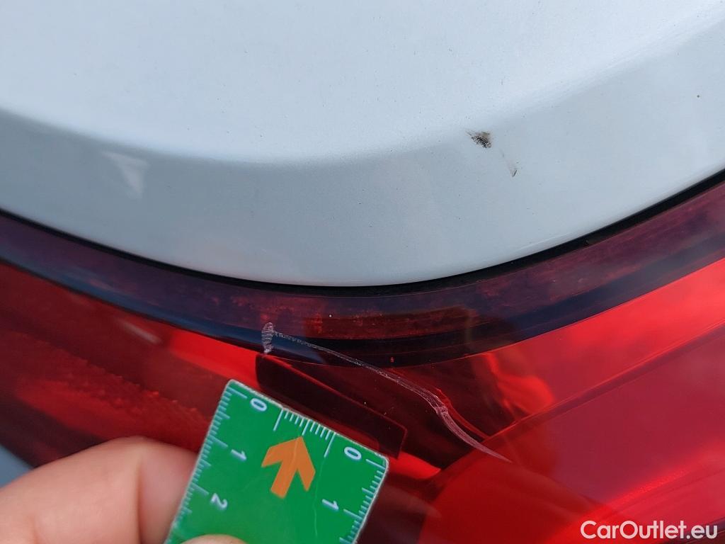  Volvo  XC 40 VOLVO XC40 / 2017 / 5P / todoterreno 1.5 T5 Twin Recharge R-Design Auto #2