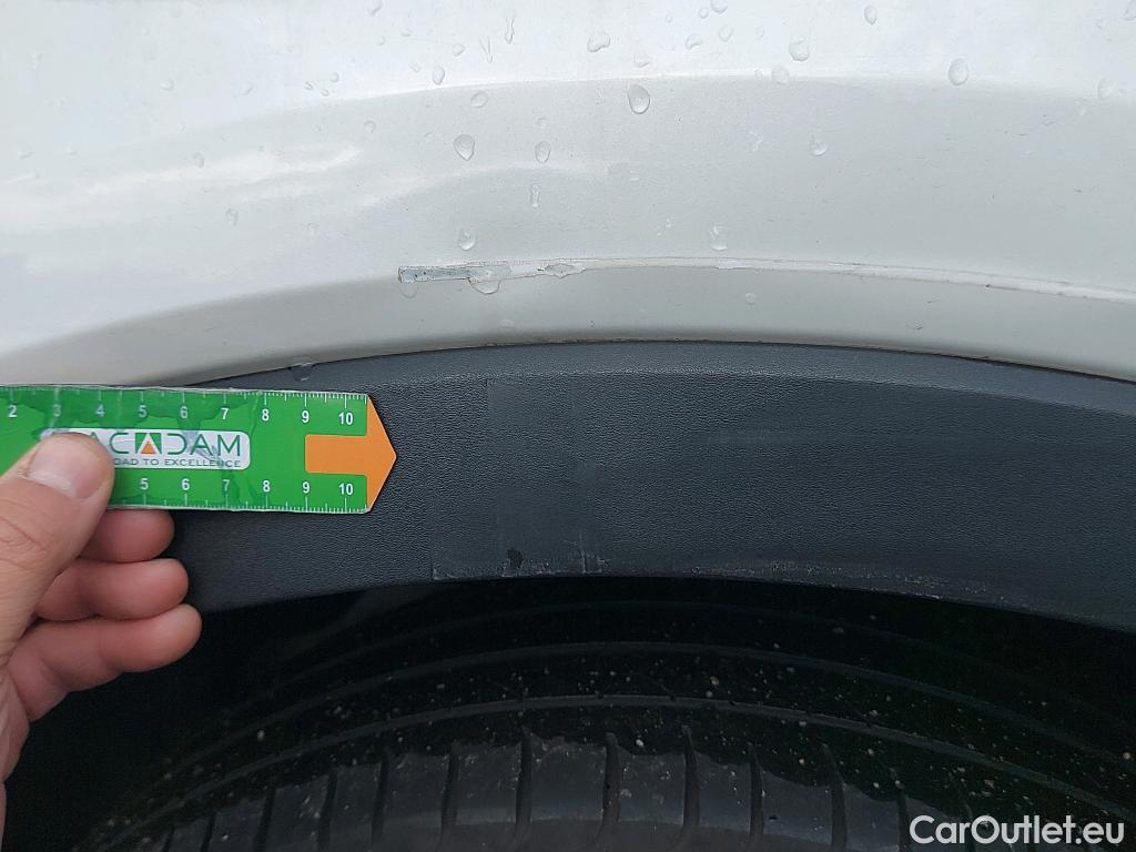  Volvo  XC 40 VOLVO XC40 / 2017 / 5P / todoterreno 1.5 T5 Twin Recharge R-Design Auto #36