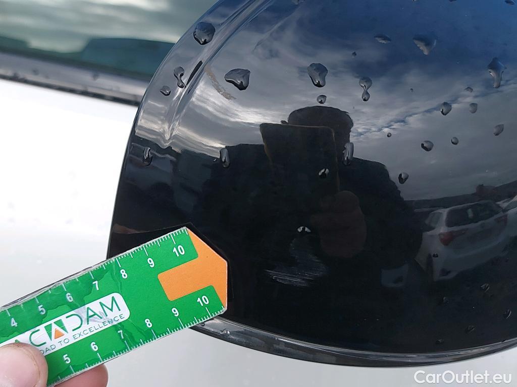  Volvo  XC 40 VOLVO XC40 / 2017 / 5P / todoterreno 1.5 T5 Twin Recharge R-Design Auto #39