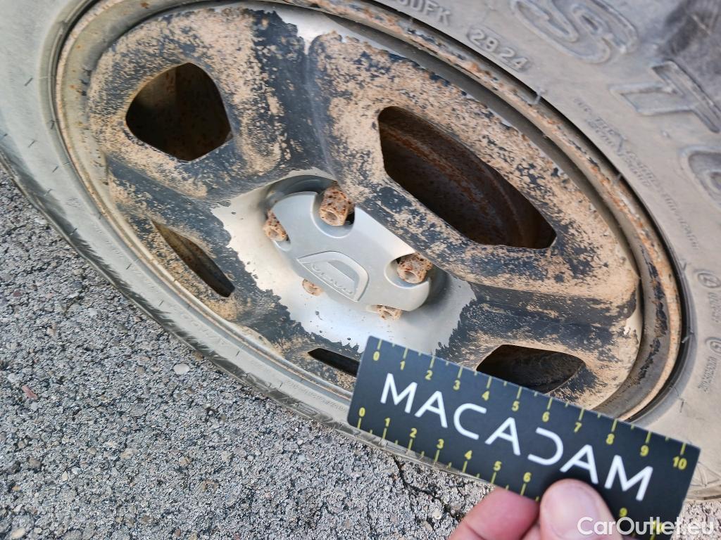  Dacia  Duster DACIA  / 2018 / 5P / todoterreno Essent. Blue dCi 85kW (115CV) 4X2 #43