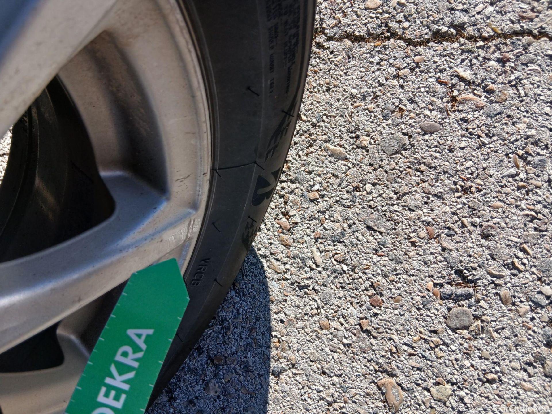  Ford  Fiesta FORD  / 2017 / 5P / berlina con portón 1.5 TDCI 63kW Trend+ 5p (AC) #9