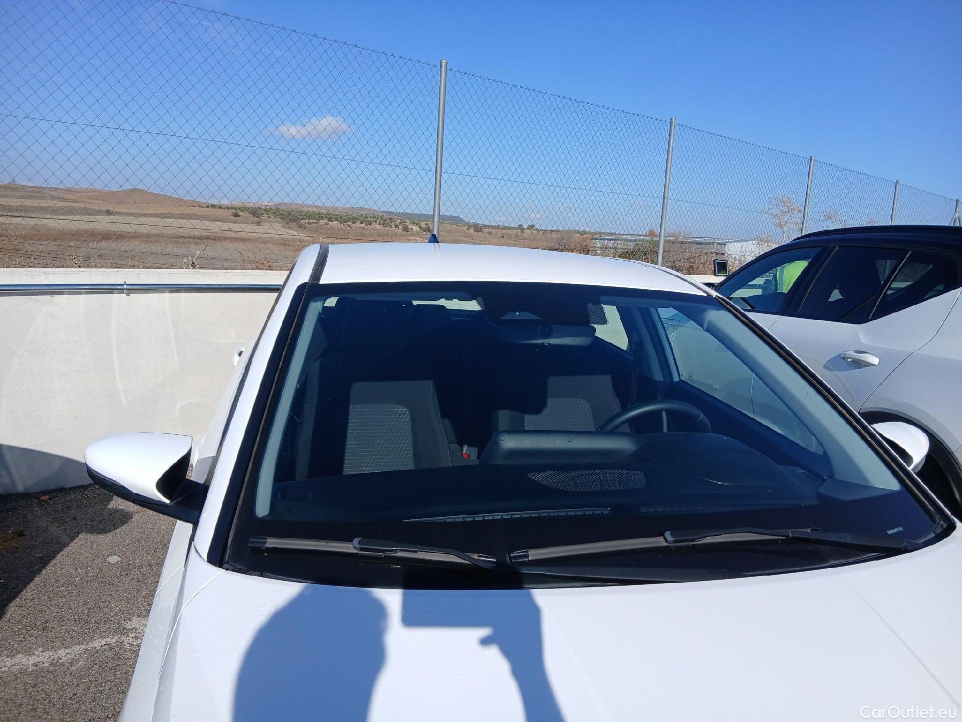  Hyundai  i20 HYUNDAI  / 2020 / 5P / berlina con portón 1.0 TGDI 74kW (100CV) Klass #2