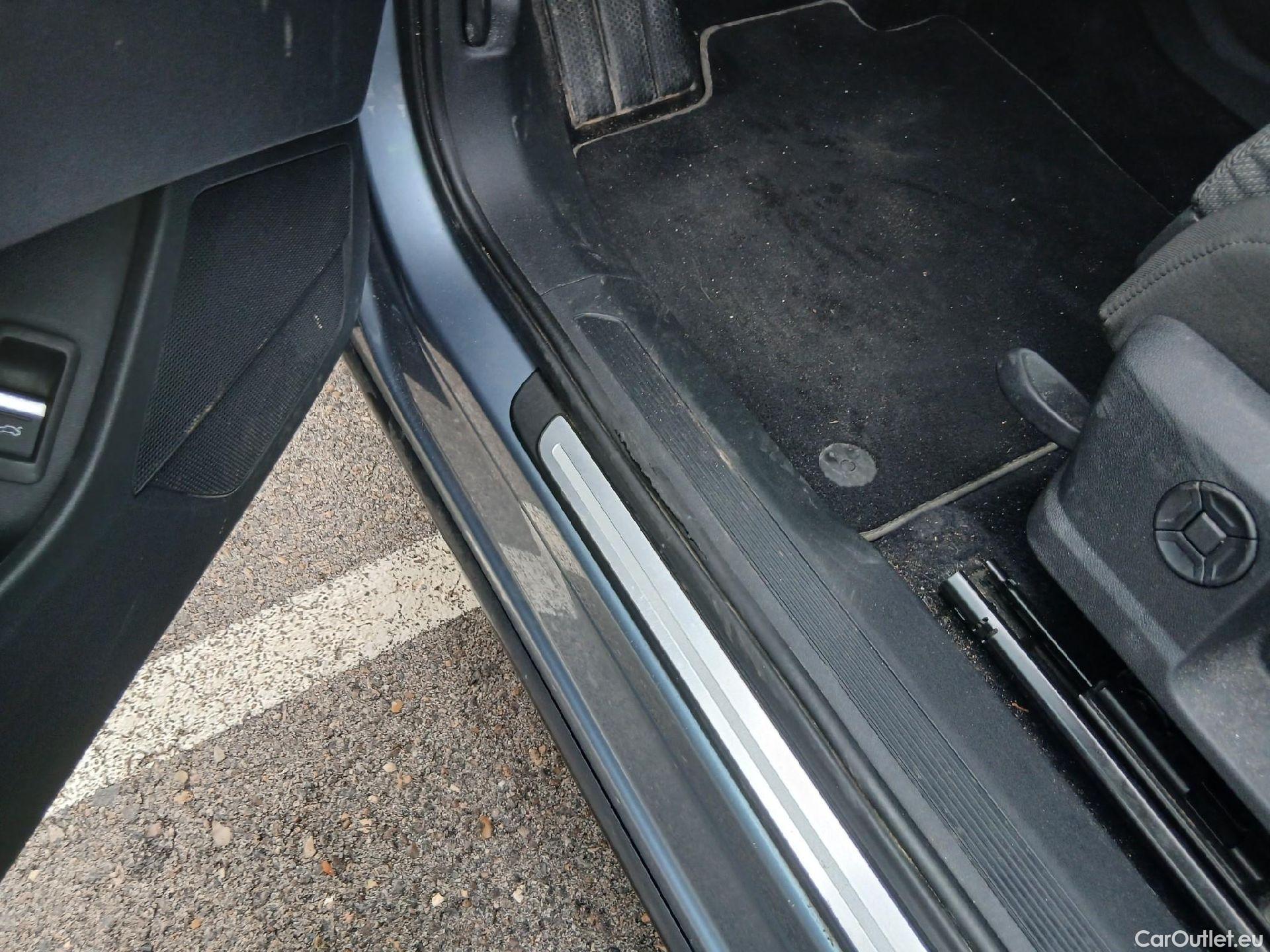  Audi  Q4 E-Tron AUDI Q4 Sportback e-tron / 2021 / 5P / todoterreno Black line edition 35 e-tron 125kW 55kWh #4