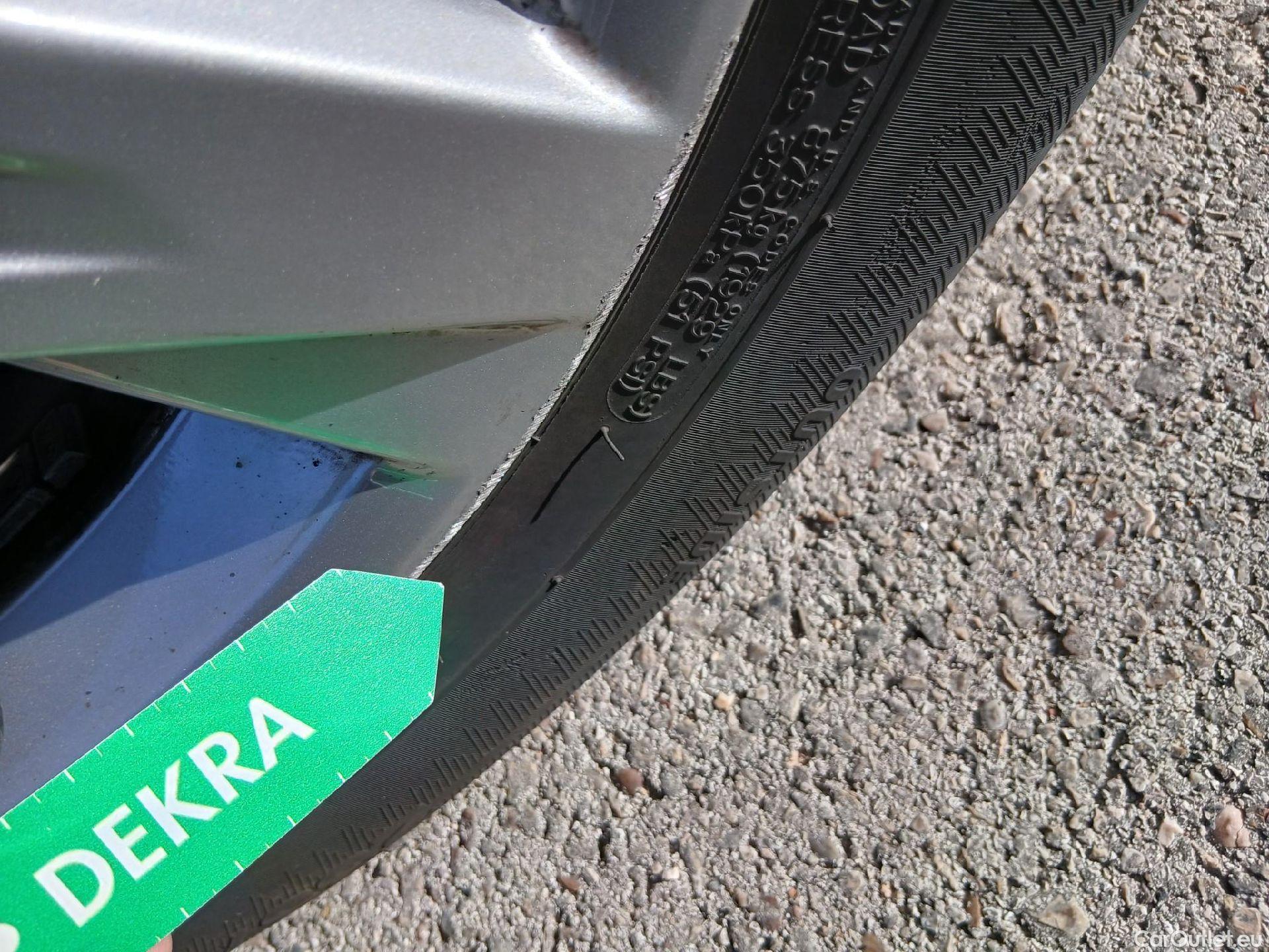  Land Rover  Discovery AUDI Q5 / 2020 / 5P / todoterreno Advanced 50 TFSI e quattro-ultra #9