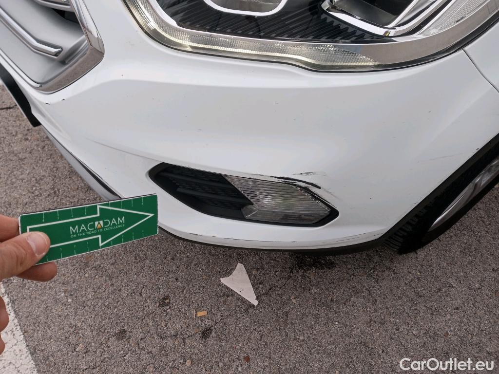  Ford  Kuga FORD  / 2016 / 5P / todoterreno 1.5 EcoBoost 88kW 4x2 Trend+ (CX) #23