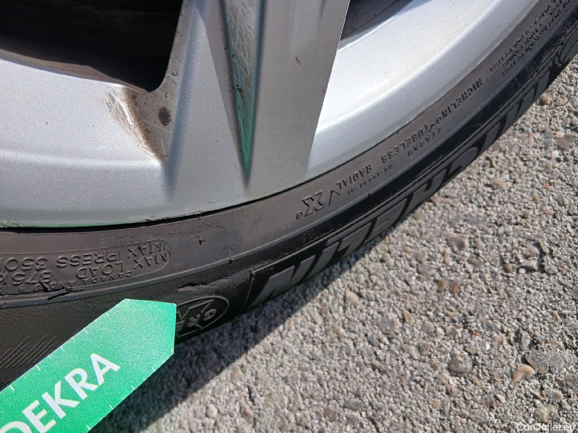  Land Rover  Discovery AUDI Q5 / 2020 / 5P / todoterreno Advanced 50 TFSI e quattro-ultra #15