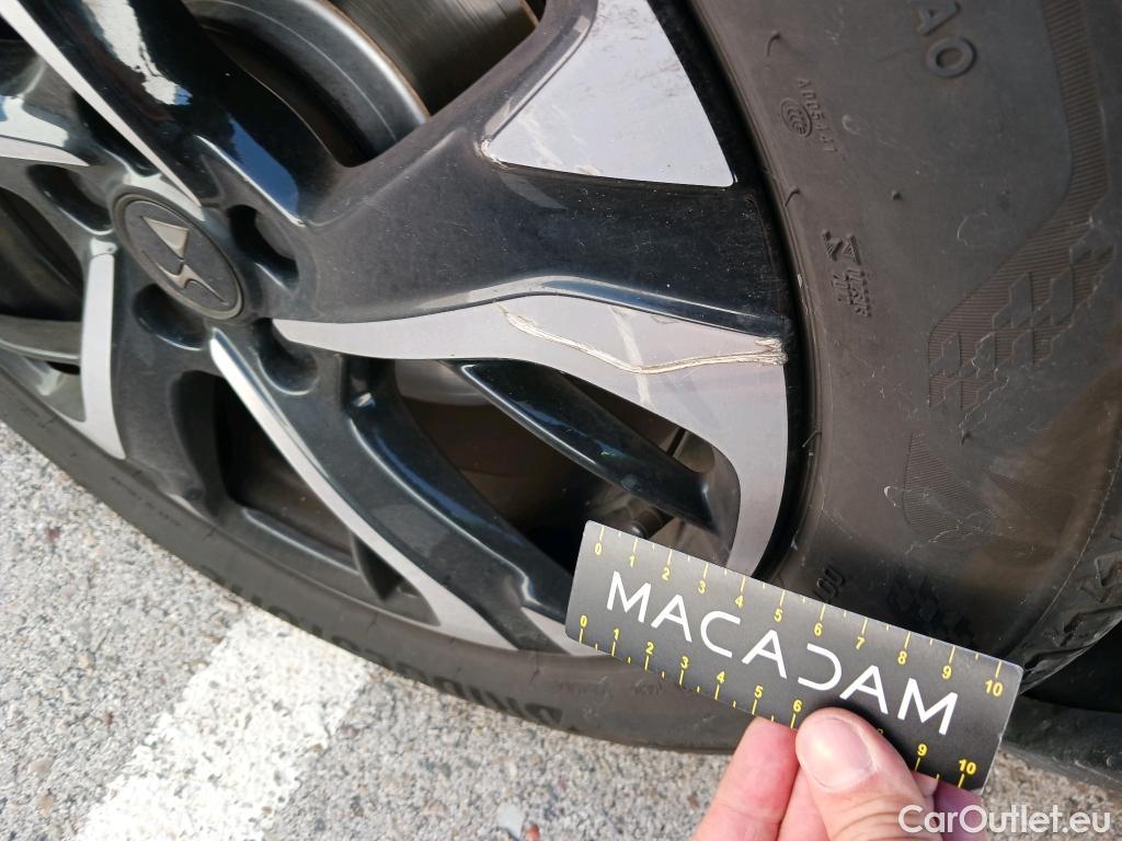  DS  DS7 DS DS 7 Crossback / 2017 / 5P / todoterreno BlueHDi DE 96kW (130CV) Auto. CHIC (AC) #4