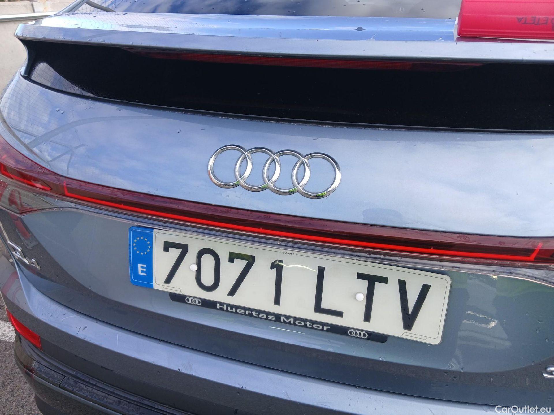  Audi  Q4 E-Tron AUDI Q4 Sportback e-tron / 2021 / 5P / todoterreno Black line edition 35 e-tron 125kW 55kWh #81