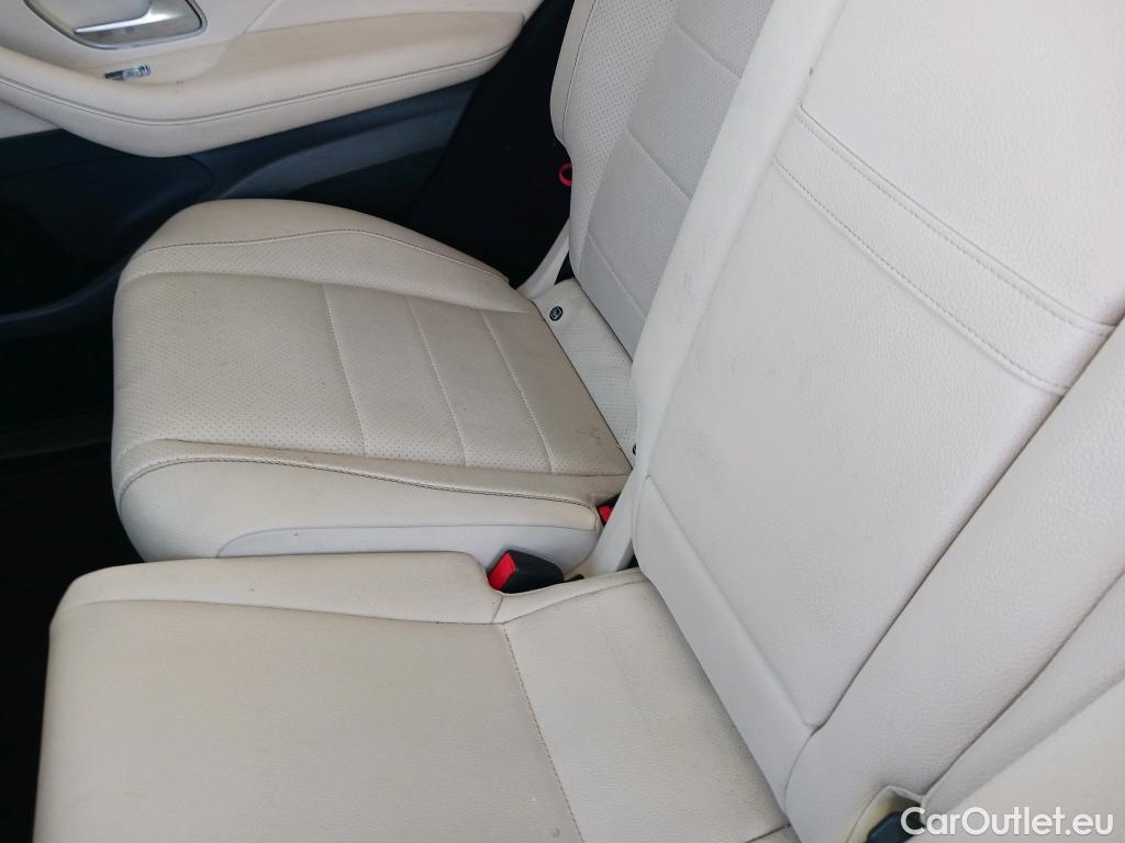  Mercedes  G-Klasee MERCEDES-BENZ GLE / 2018 / 5P / todoterreno GLE 300 d 4MATIC 7 ASIENTOS #40