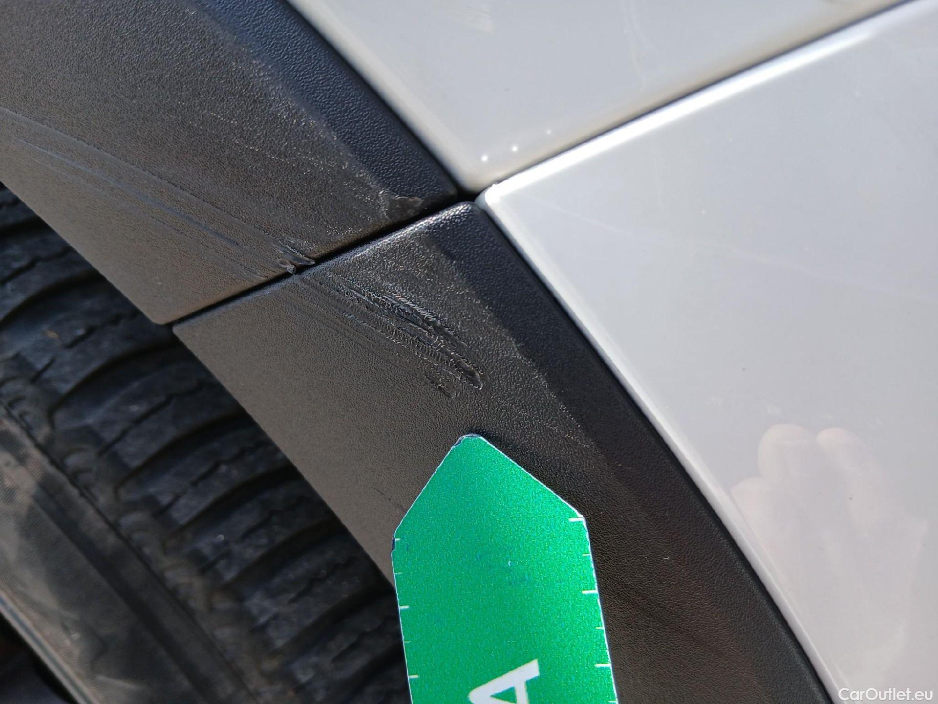  Opel   Grandland X OPEL Grandland / 2021 / 5P / todoterreno 1.5 CDTi Business Edition Auto #44