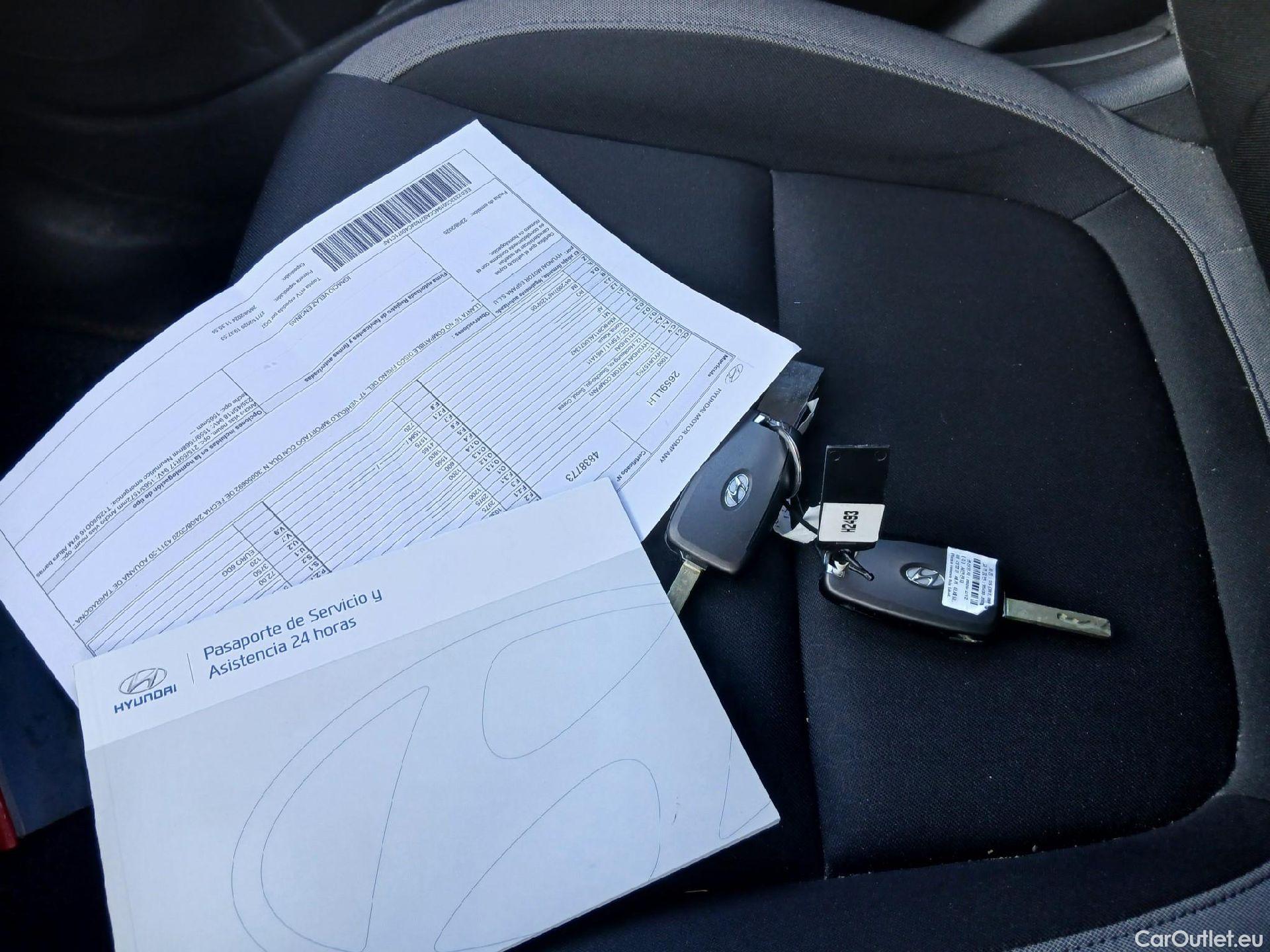  Hyundai  Konna HYUNDAI Kona / 2017 / 5P / todoterreno 1.0 TGDi Klass 4x2 #33