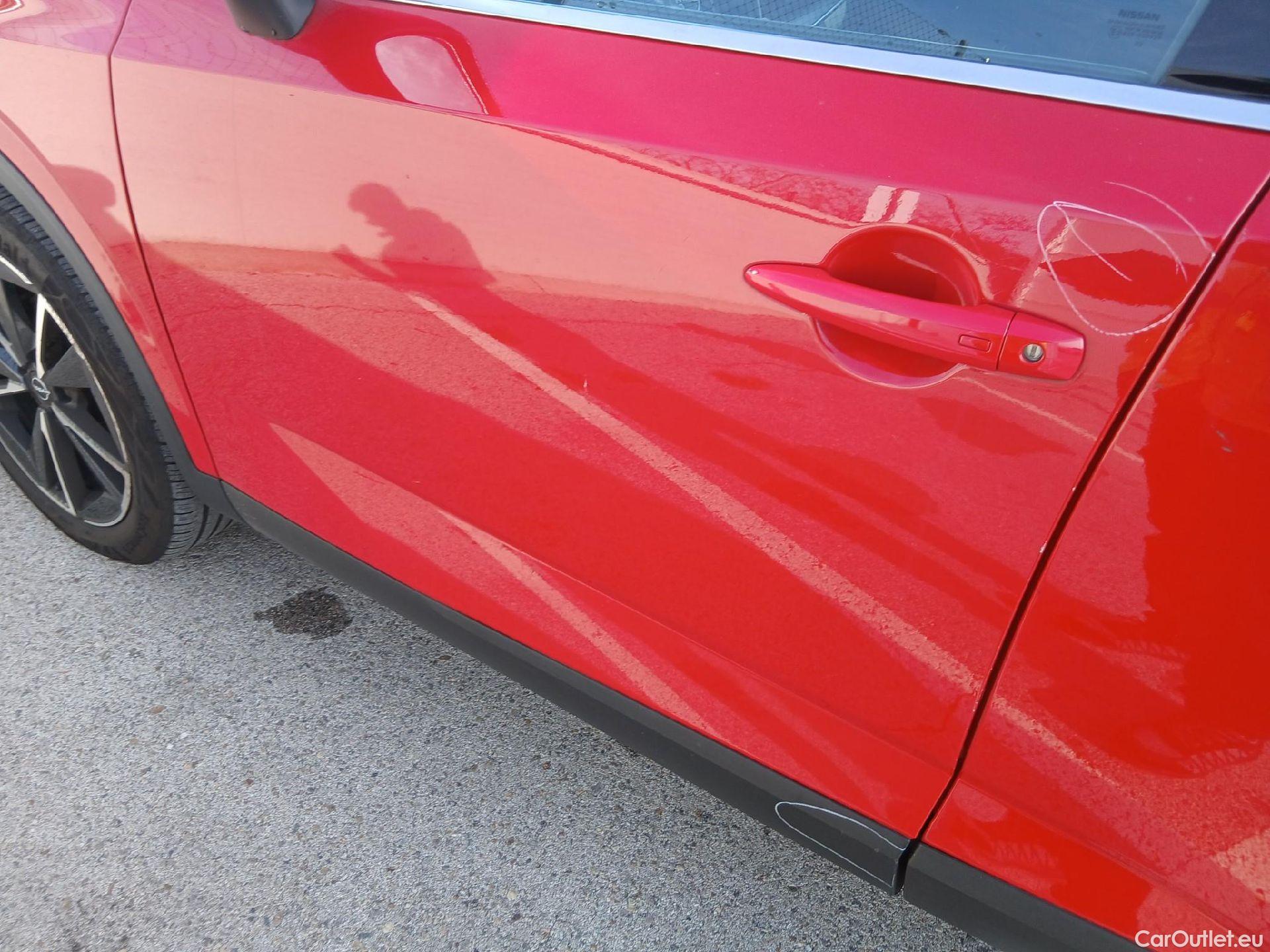  Nissan  Qashqai NISSAN  / 2021 / 5P / todoterreno DIG-T 116kW mHEV Xtronic Tekna #20