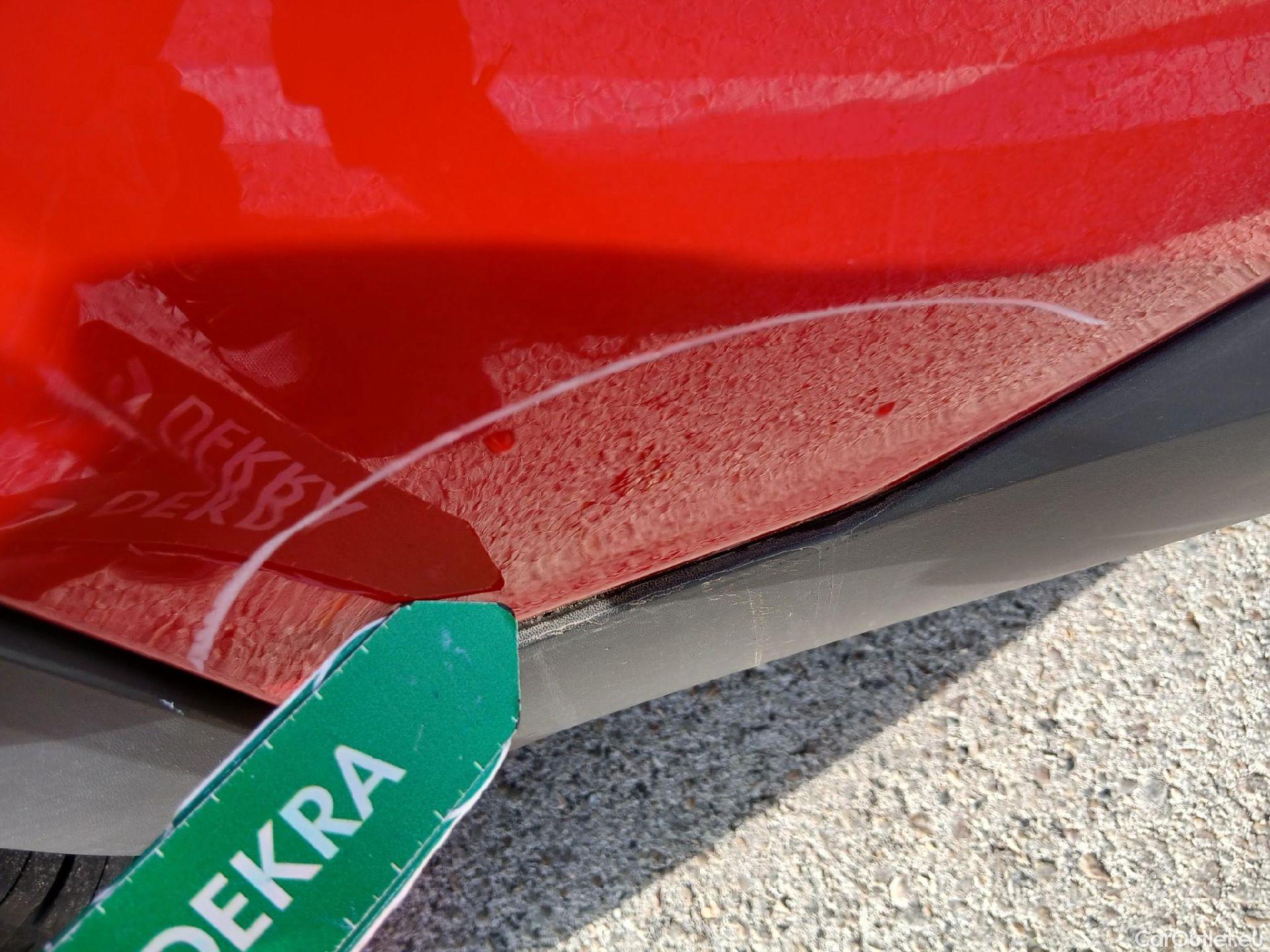  Nissan  Qashqai NISSAN  / 2021 / 5P / todoterreno DIG-T 116kW mHEV Xtronic Tekna #37