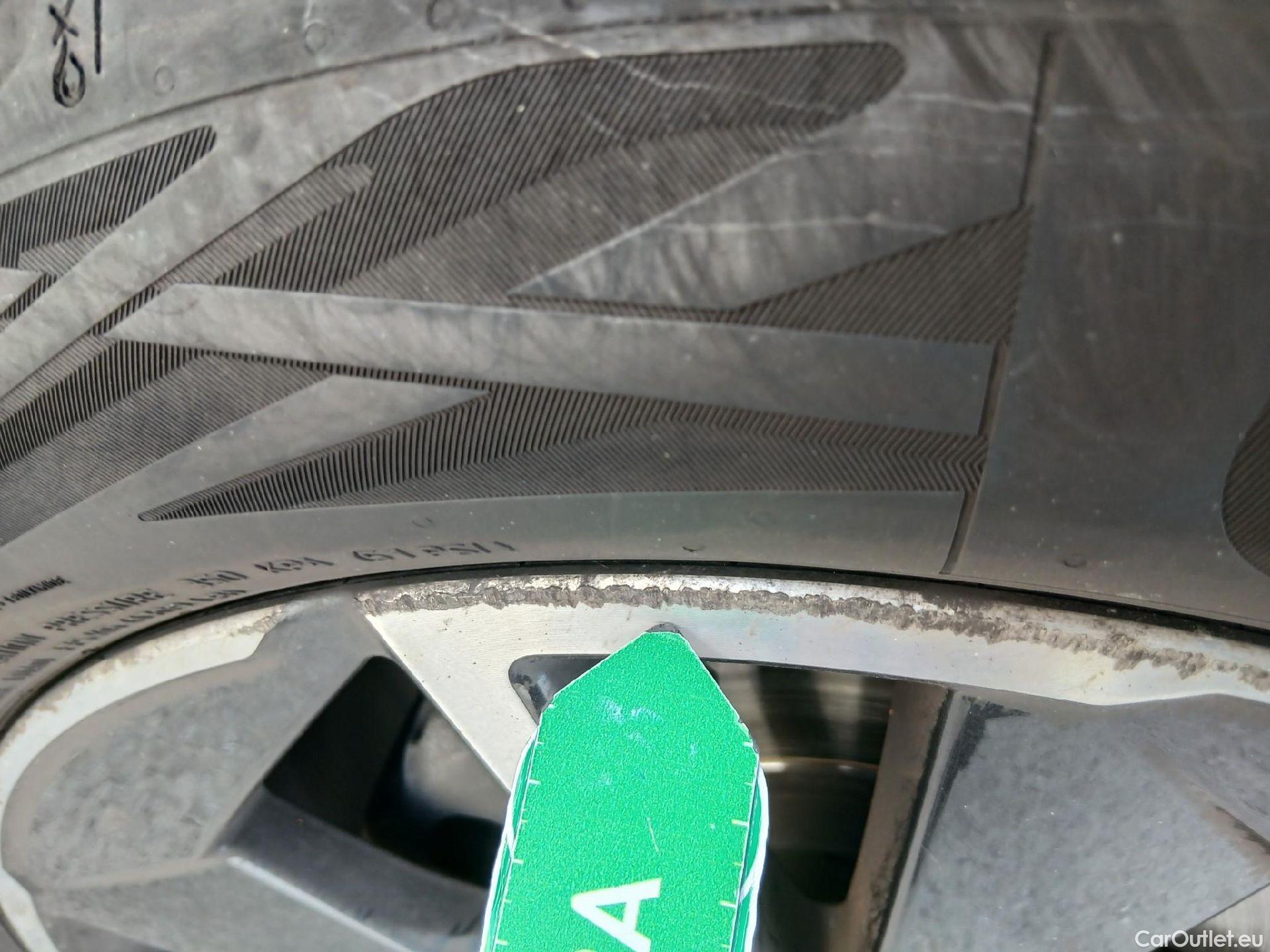  Nissan  Qashqai NISSAN  / 2021 / 5P / todoterreno DIG-T 116kW mHEV Xtronic Tekna #5