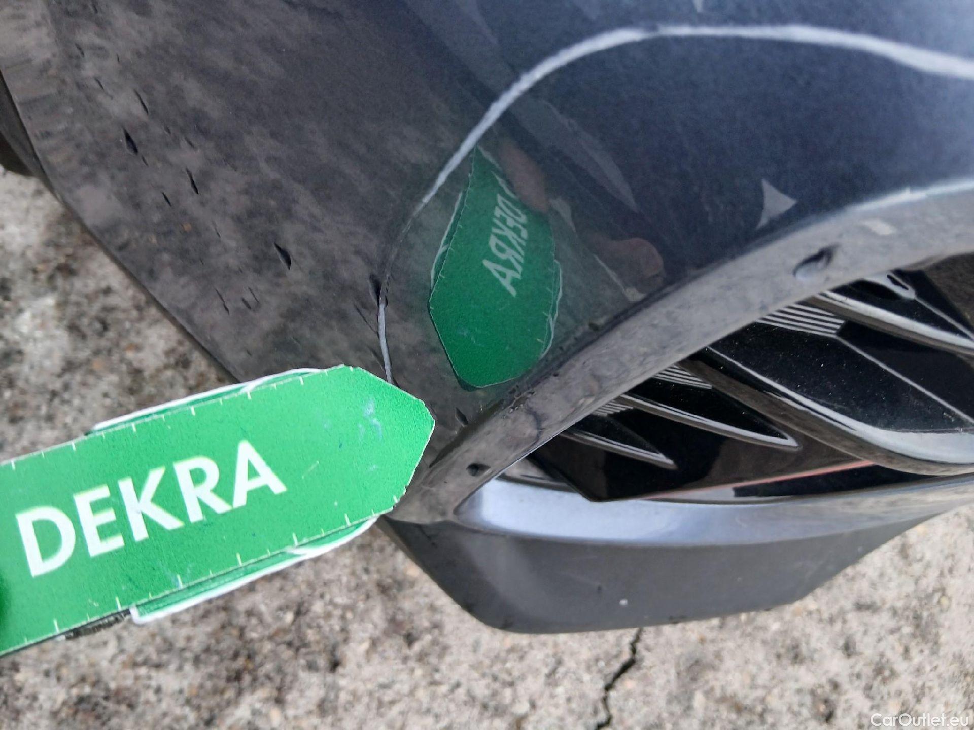  KIA  Niro KIA  / 2019 / 5P / crossover 1.6 GDi PHEV 104kW (141CV) Drive #20