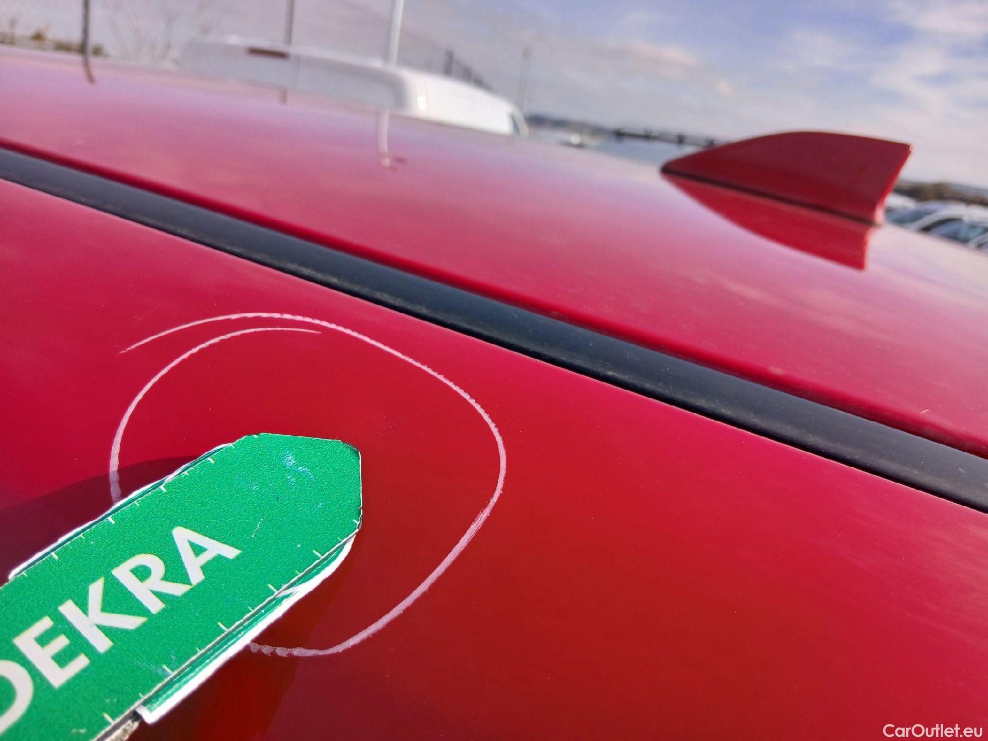  Nissan  Qashqai NISSAN  / 2021 / 5P / todoterreno DIG-T 116kW mHEV Xtronic Tekna #22