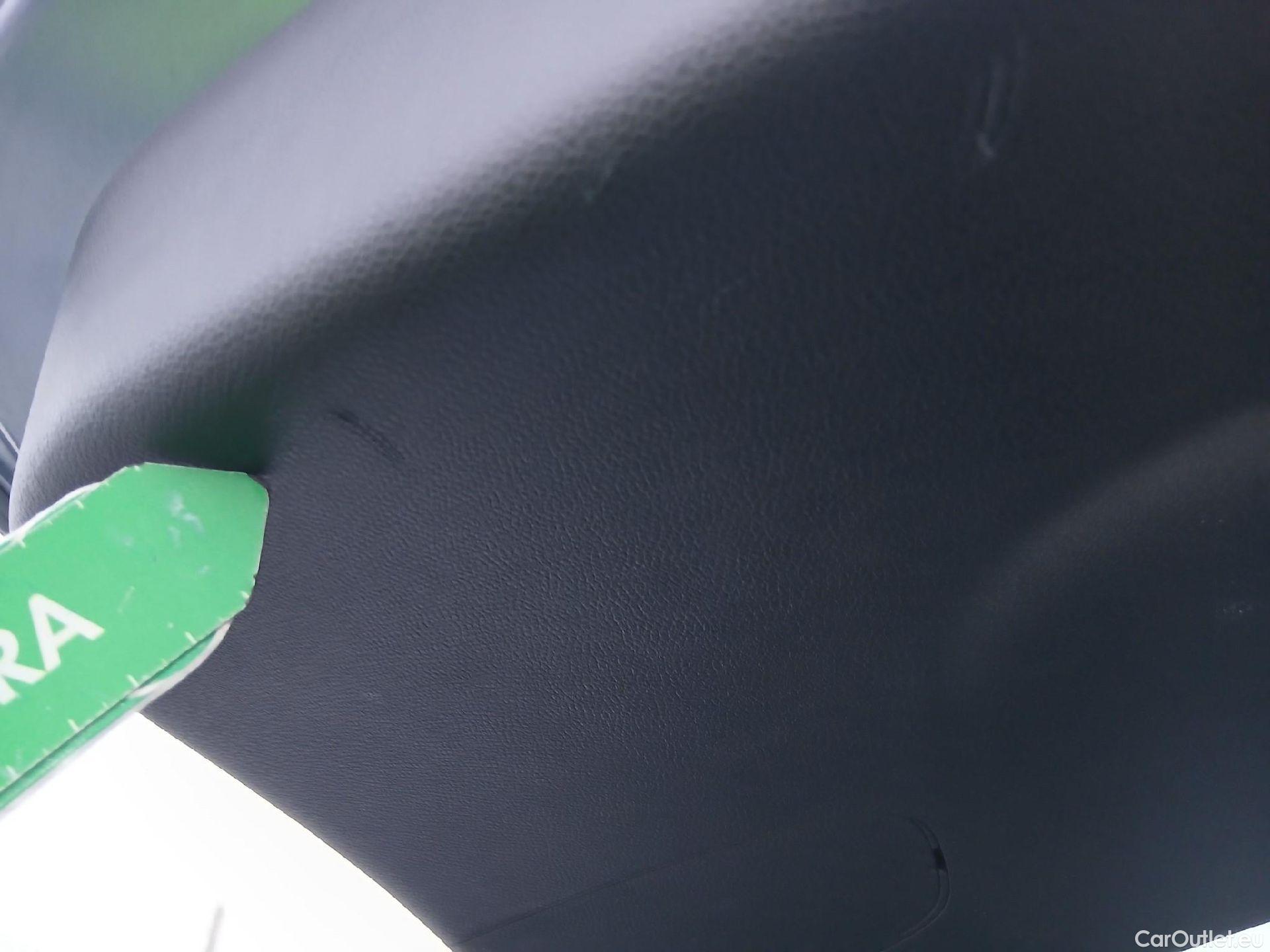  KIA  Niro KIA  / 2019 / 5P / crossover 1.6 GDi PHEV 104kW (141CV) Drive #6