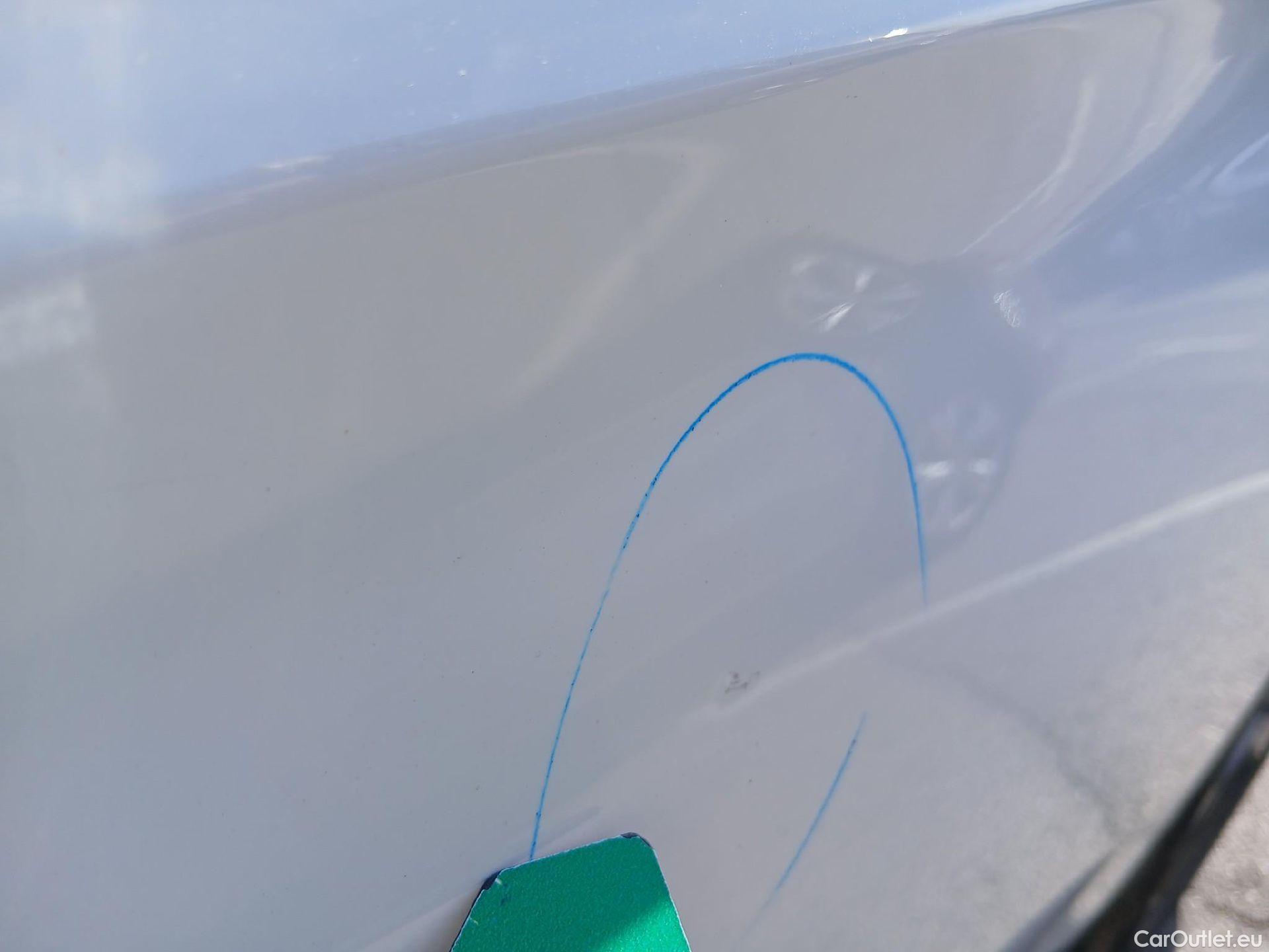  Opel   Grandland X OPEL Grandland / 2021 / 5P / todoterreno 1.5 CDTi Business Edition Auto #15