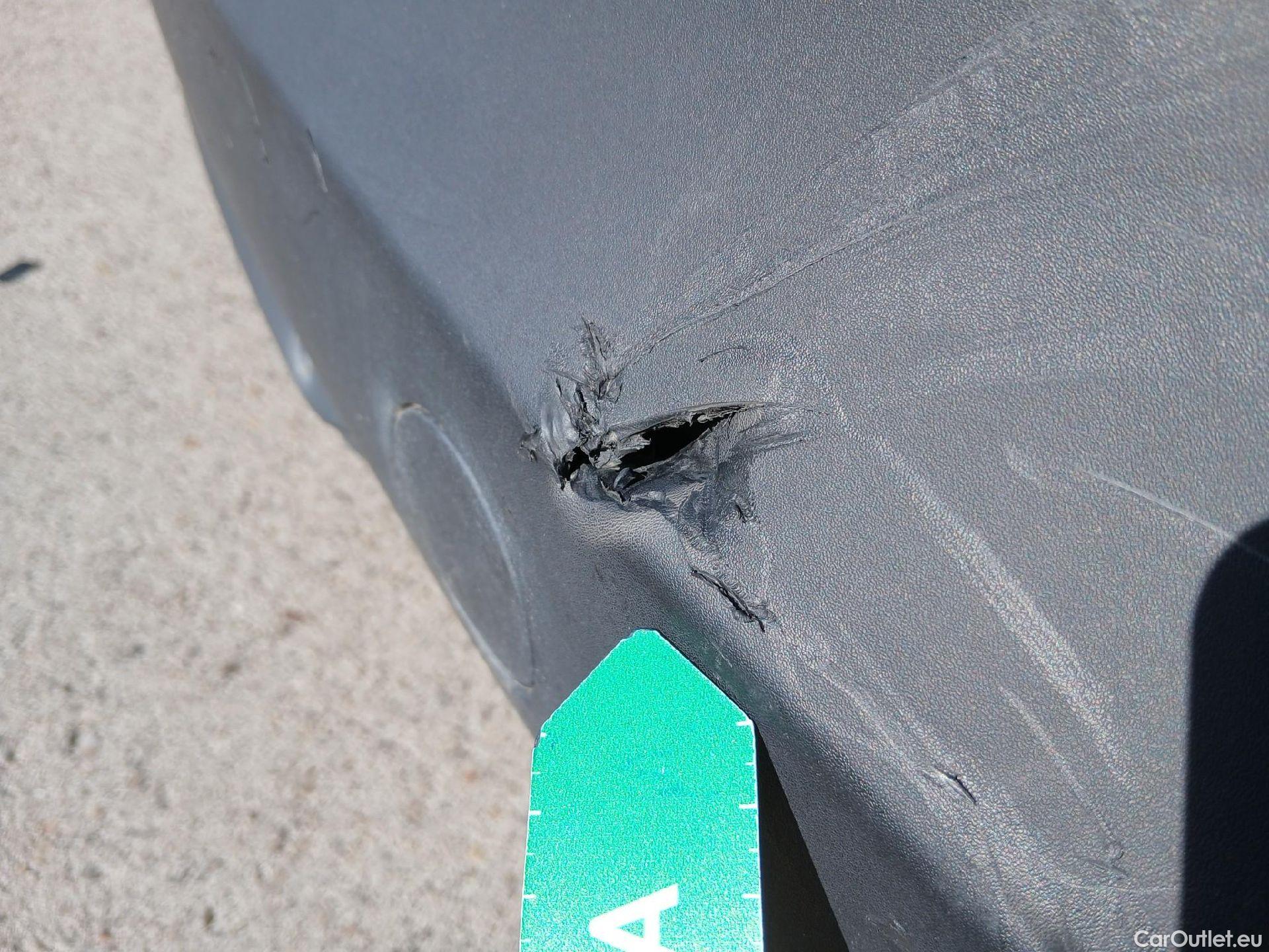  Opel   Grandland X OPEL Grandland / 2021 / 5P / todoterreno 1.5 CDTi Business Edition Auto #23