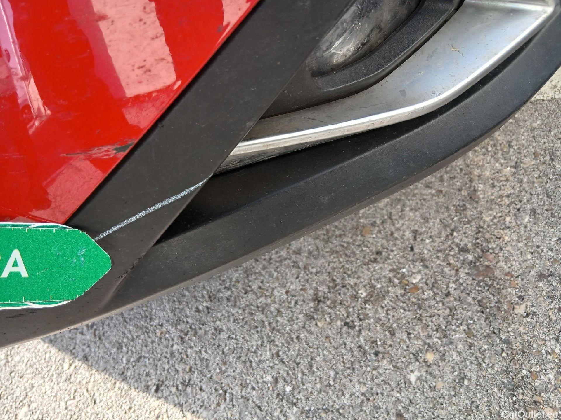  Nissan  Qashqai NISSAN  / 2021 / 5P / todoterreno DIG-T 116kW mHEV Xtronic Tekna #11