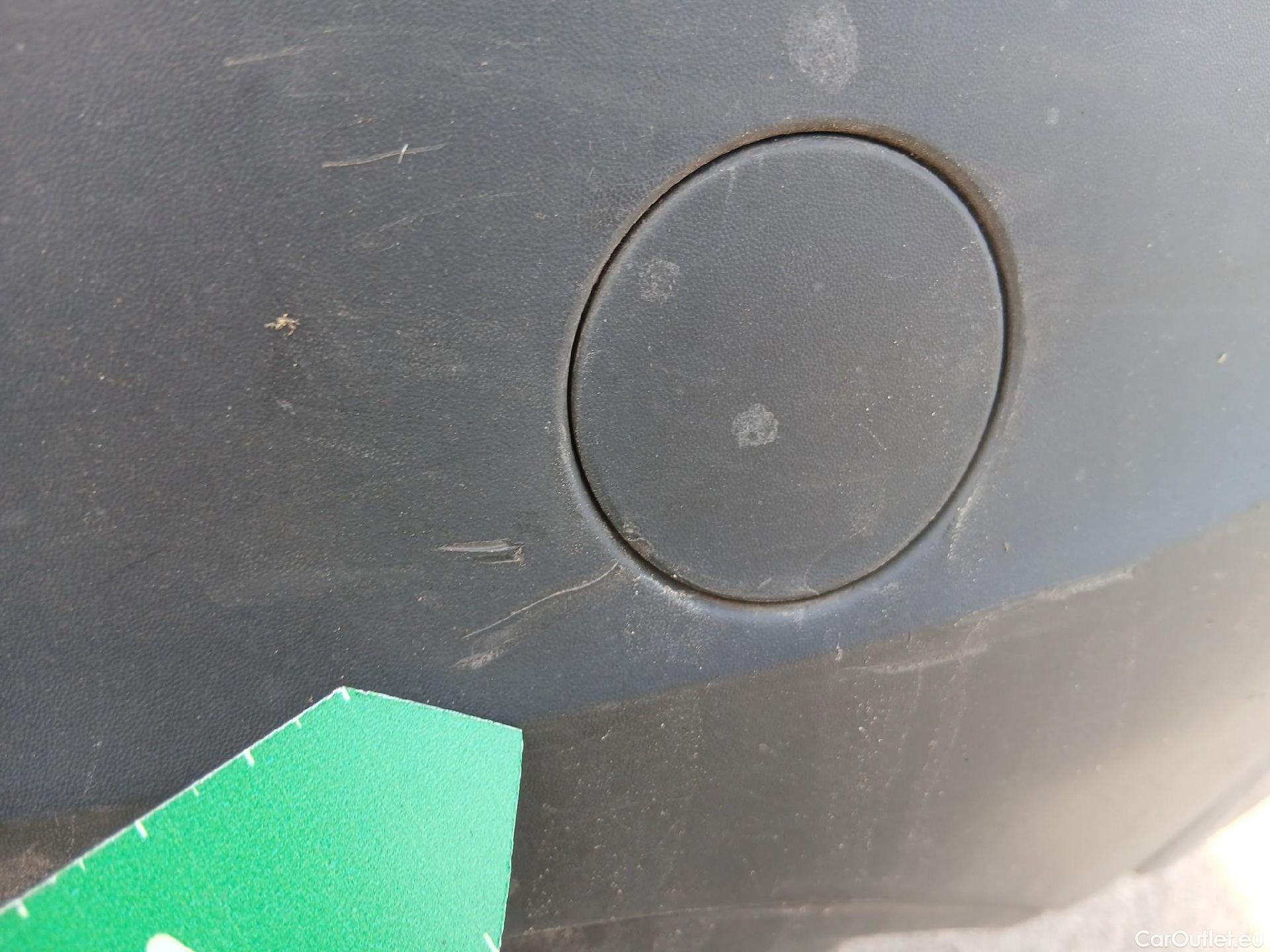  Peugeot  208 PEUGEOT  / 2019 / 5P / berlina con portón PureTech 73kW (100CV) Active Pack #25