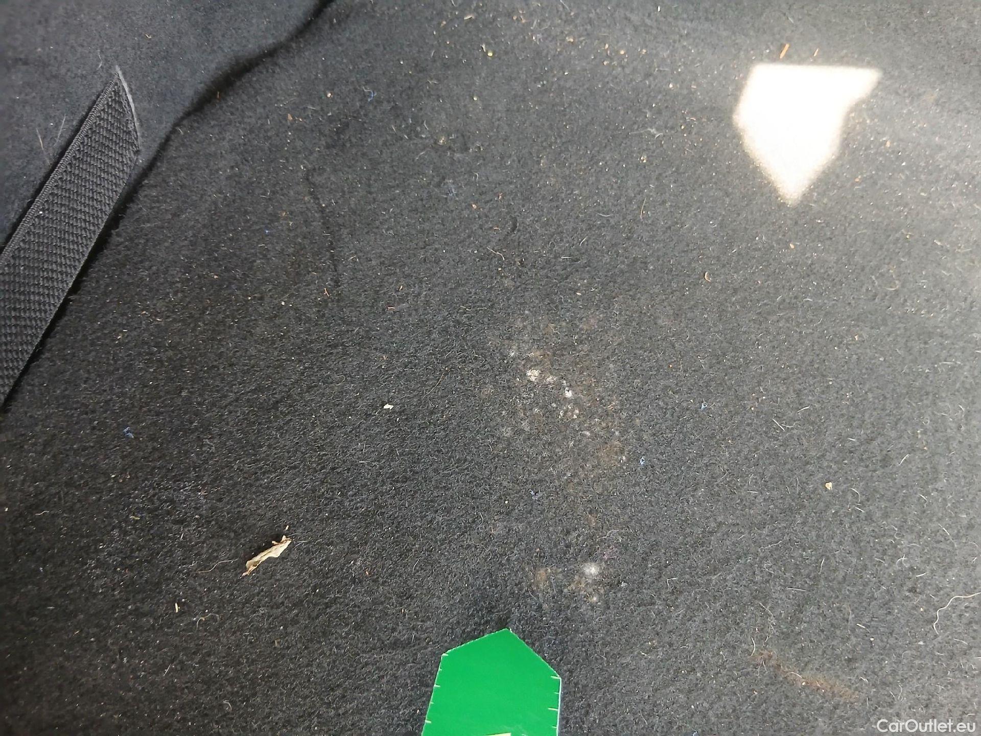  Peugeot  208 PEUGEOT  / 2019 / 5P / berlina con portón PureTech 73kW (100CV) Active Pack #65