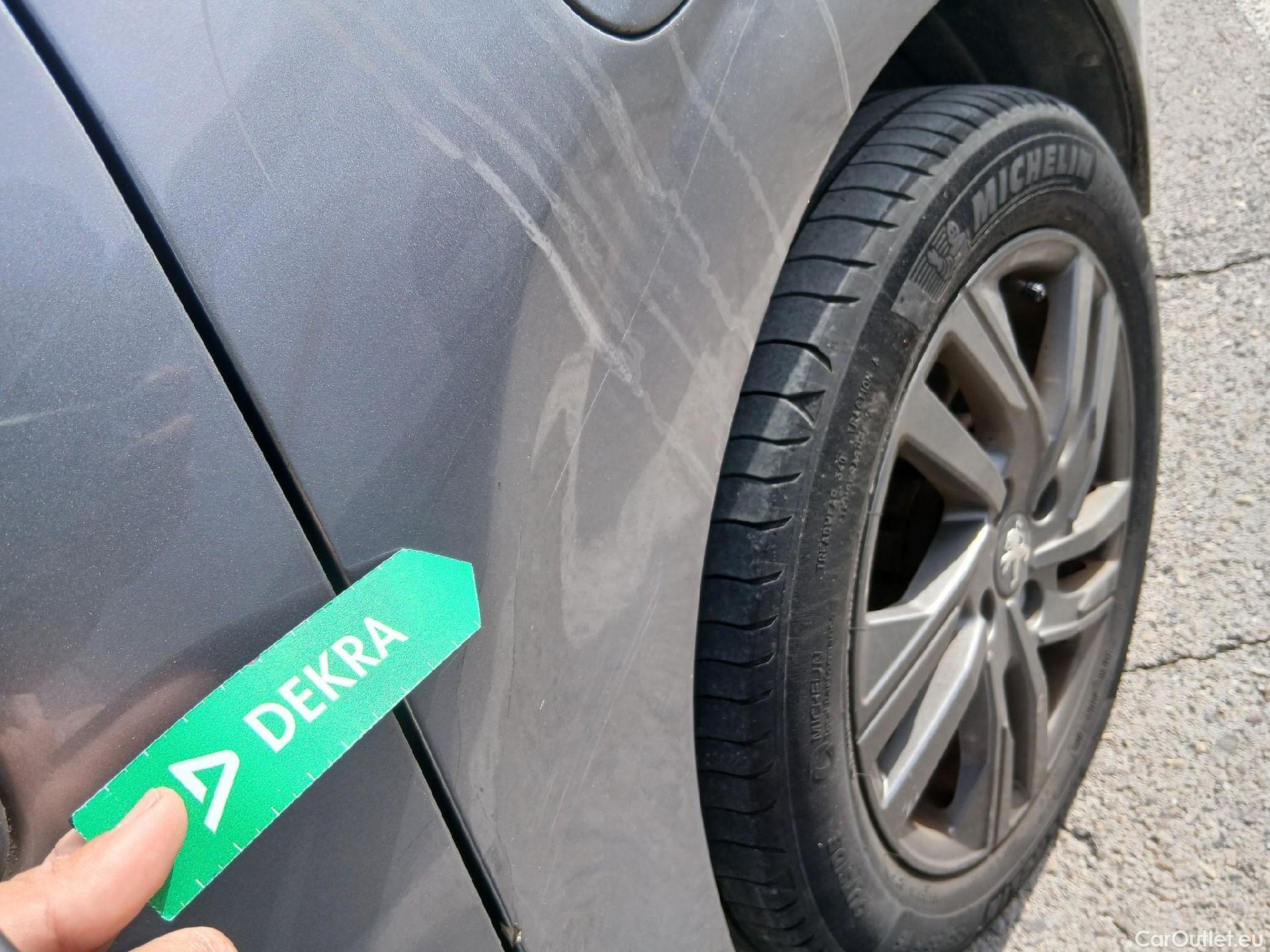  Peugeot  208 PEUGEOT  / 2019 / 5P / berlina con portón PureTech 73kW (100CV) Active Pack #22