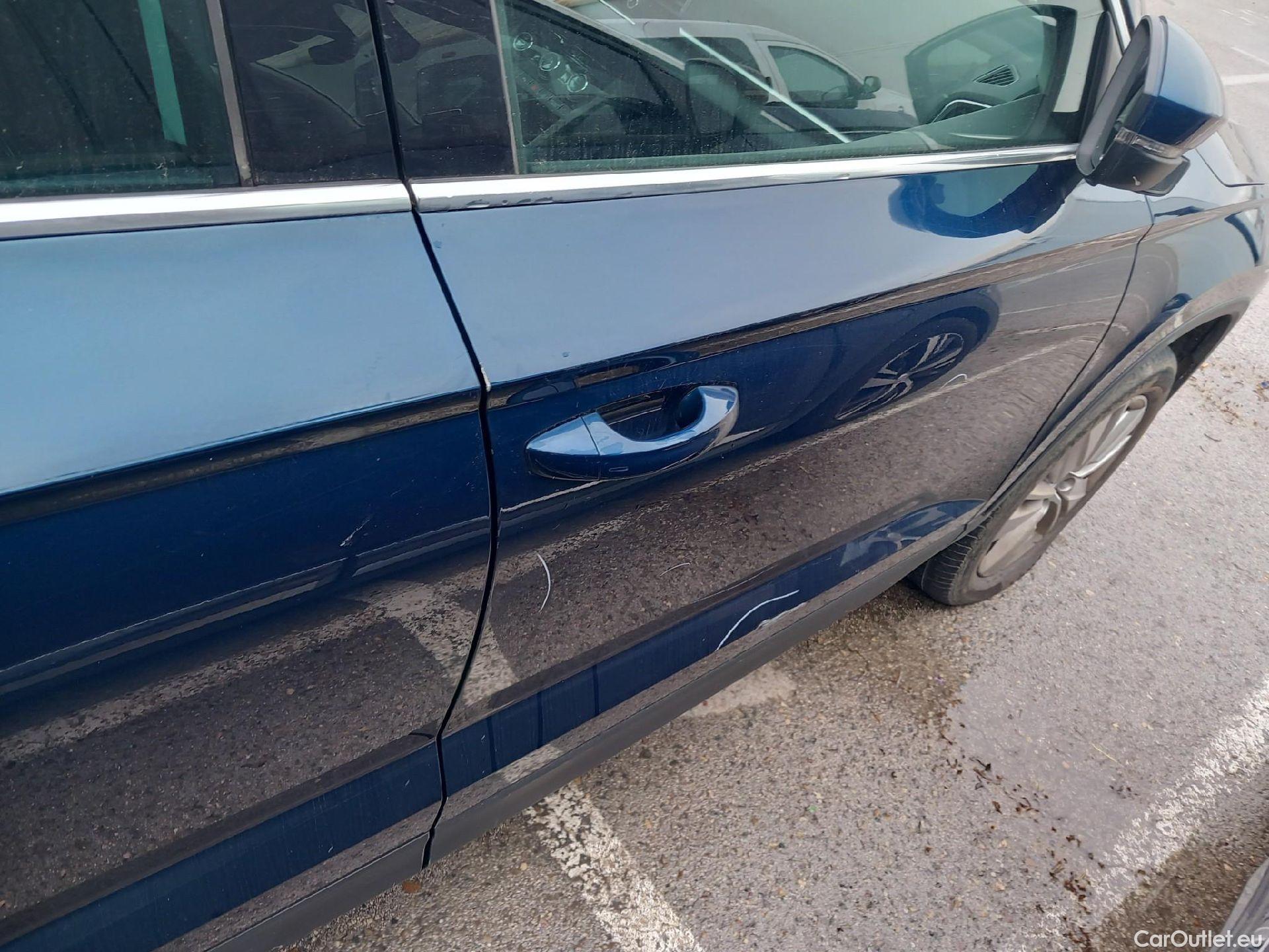  Skoda  Karoq SKODA  / 2017 / 5P / todoterreno 2.0 TDI 85kW (115CV) Ambition #40