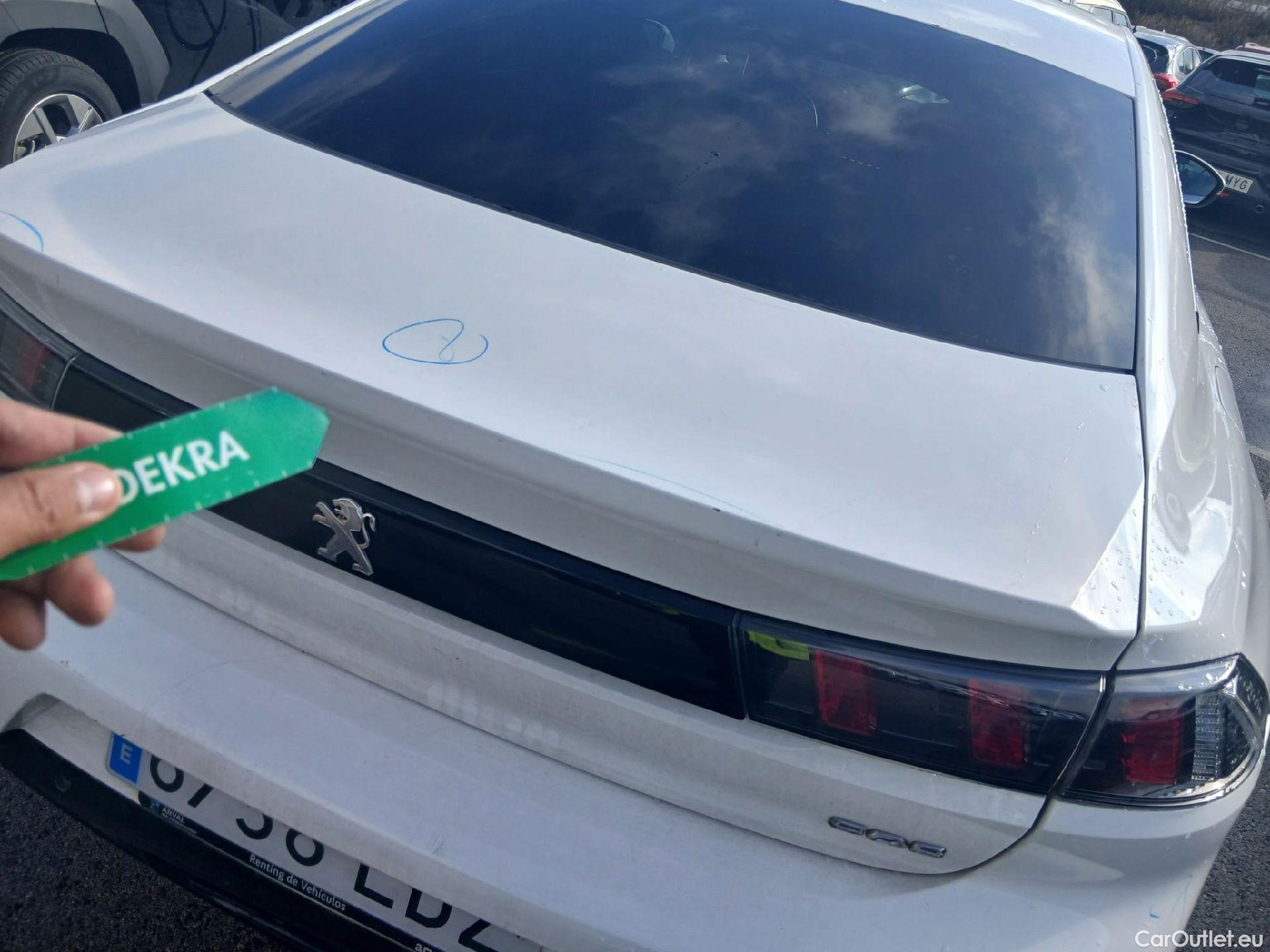  Peugeot  508 PEUGEOT  / 2018 / 5P / berlina con portón 5P Allure BlueHDi 120kW (160) S&S EAT8 #25