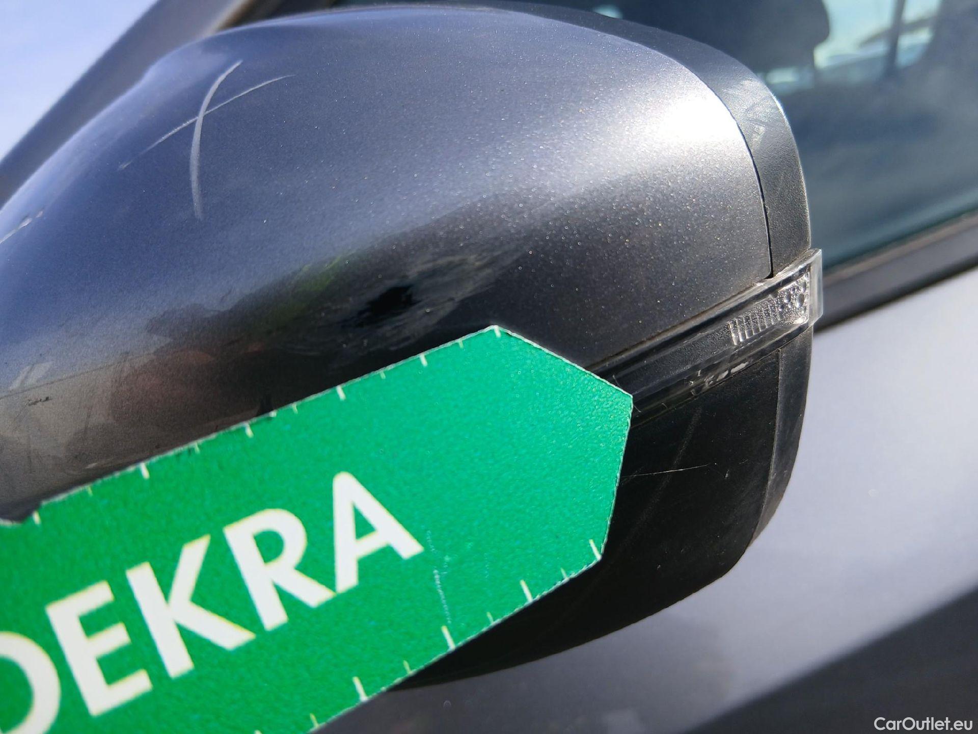  Peugeot  208 PEUGEOT  / 2019 / 5P / berlina con portón PureTech 73kW (100CV) Active Pack #15